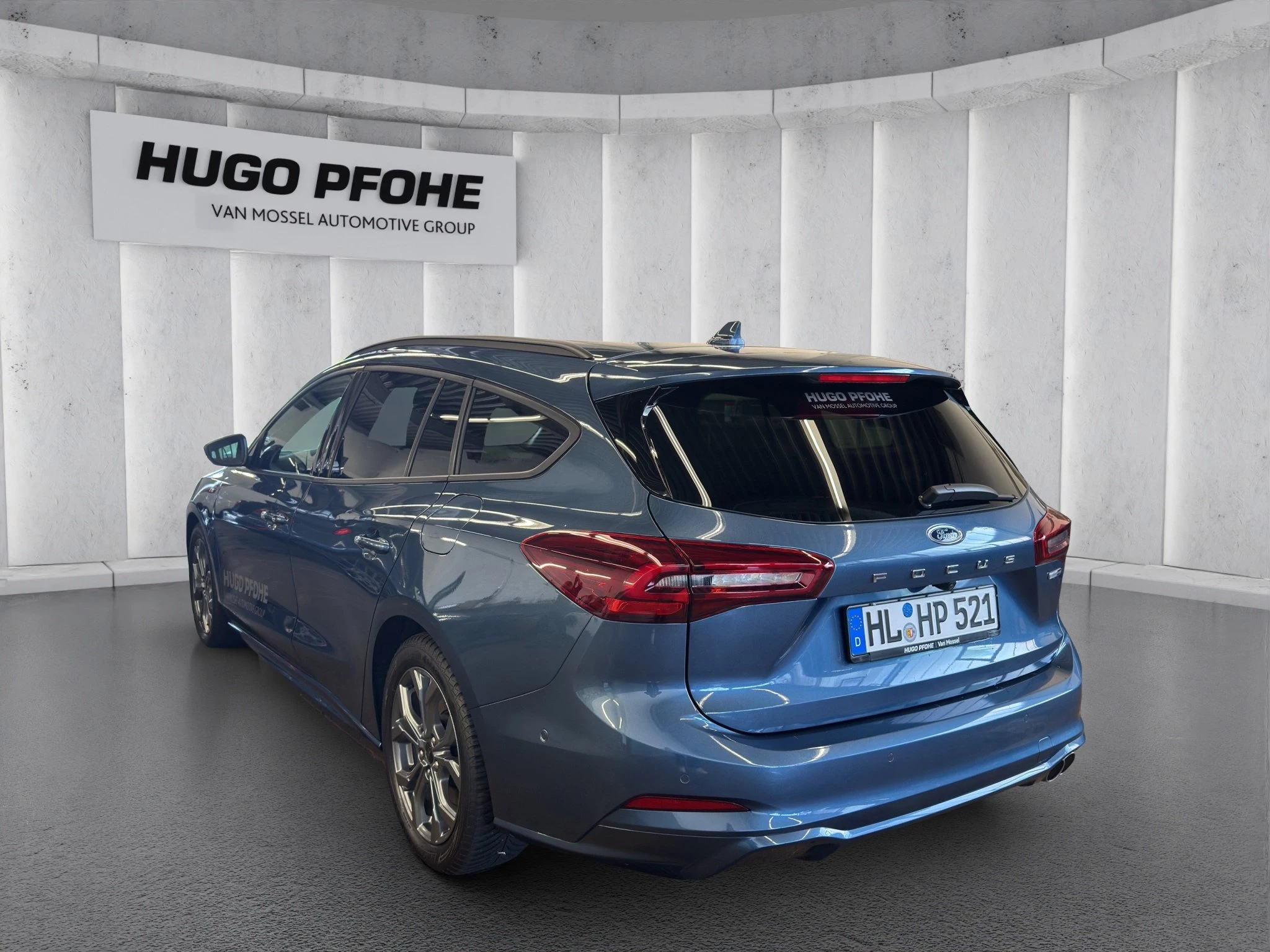 Ford Focus ST-Line X Turnier LED AHK ACC RFK GJR SHZ