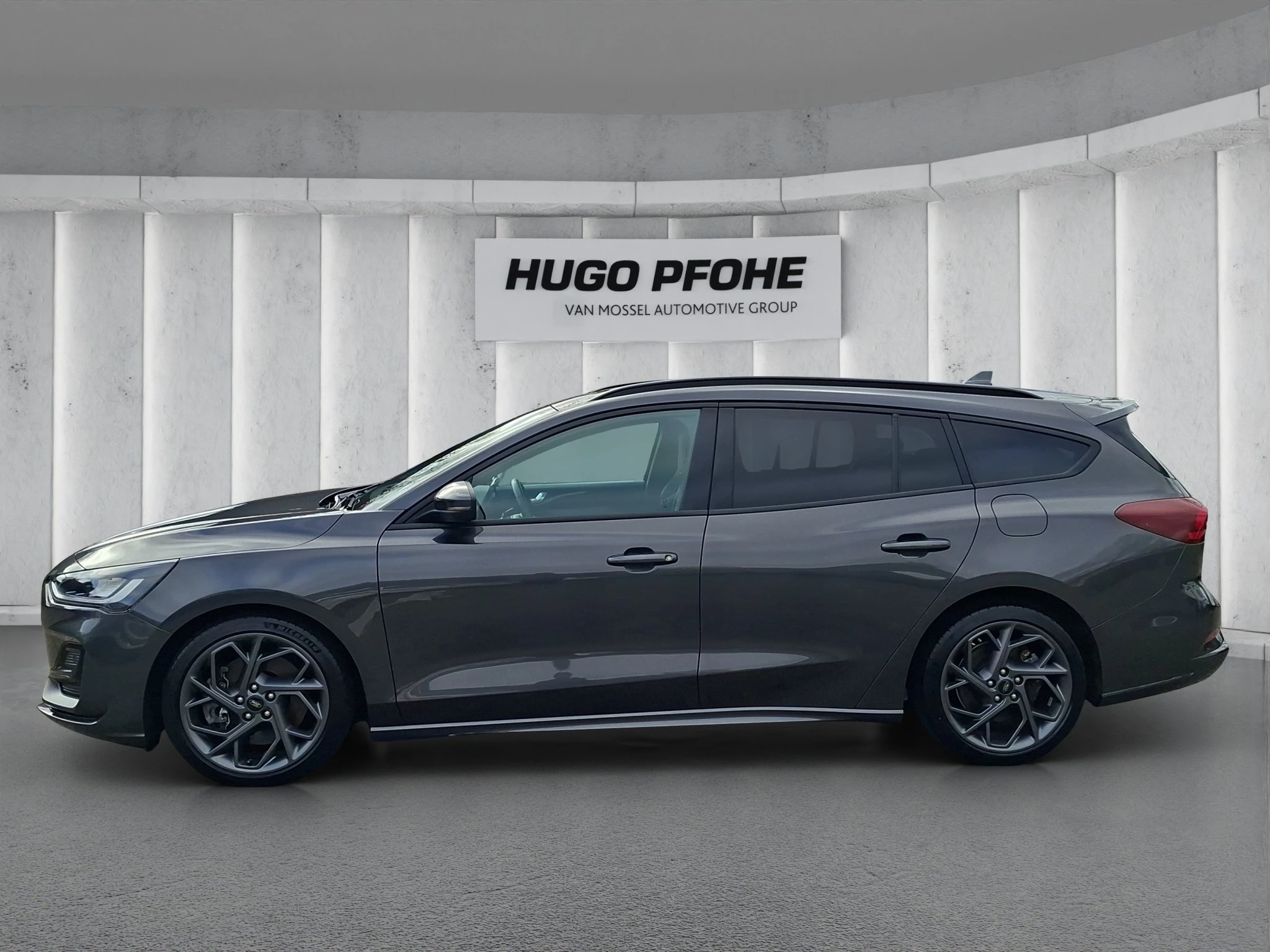 Ford Focus ST ST Turnier 2.3 EB Aut. | LED | AHK | ACC | RFK | SHZ | LMF | Navi