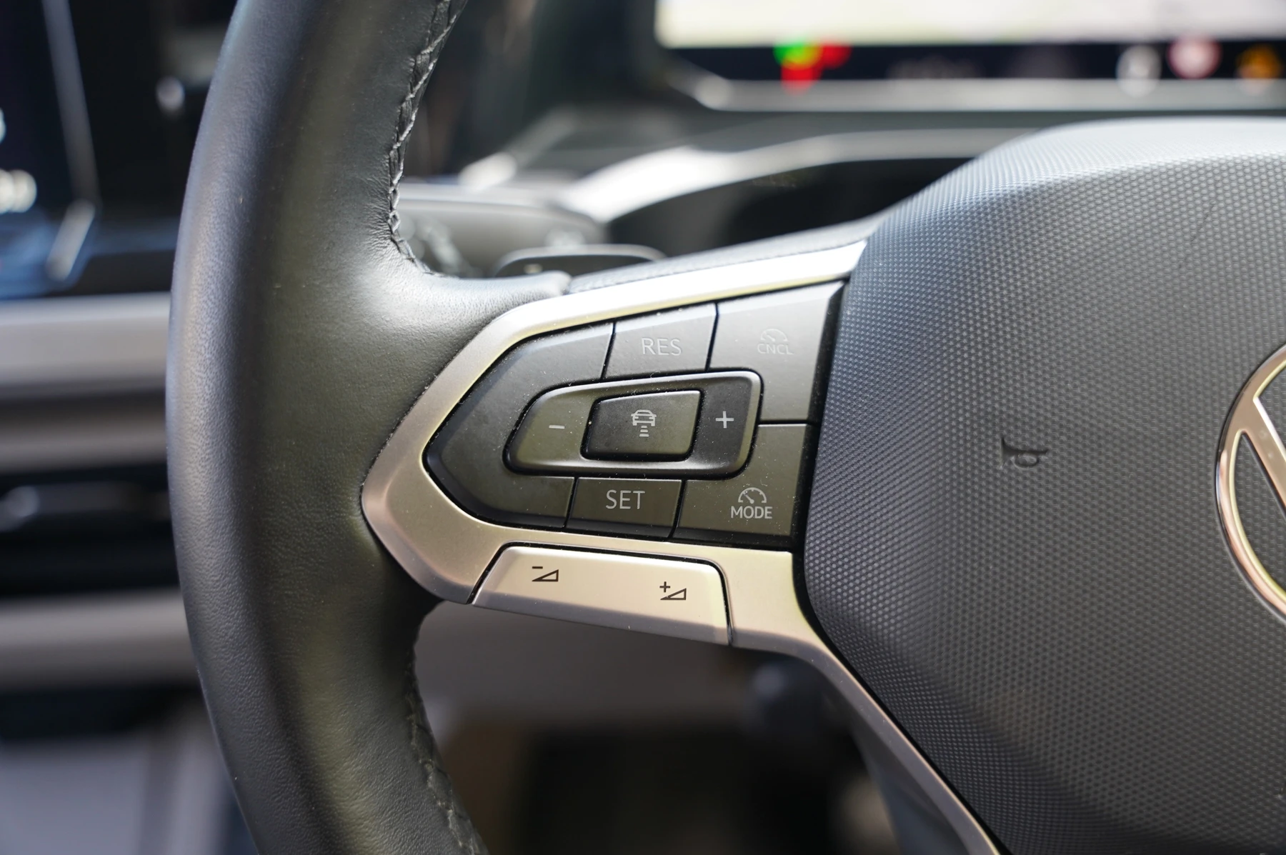 Volkswagen-California-image-13