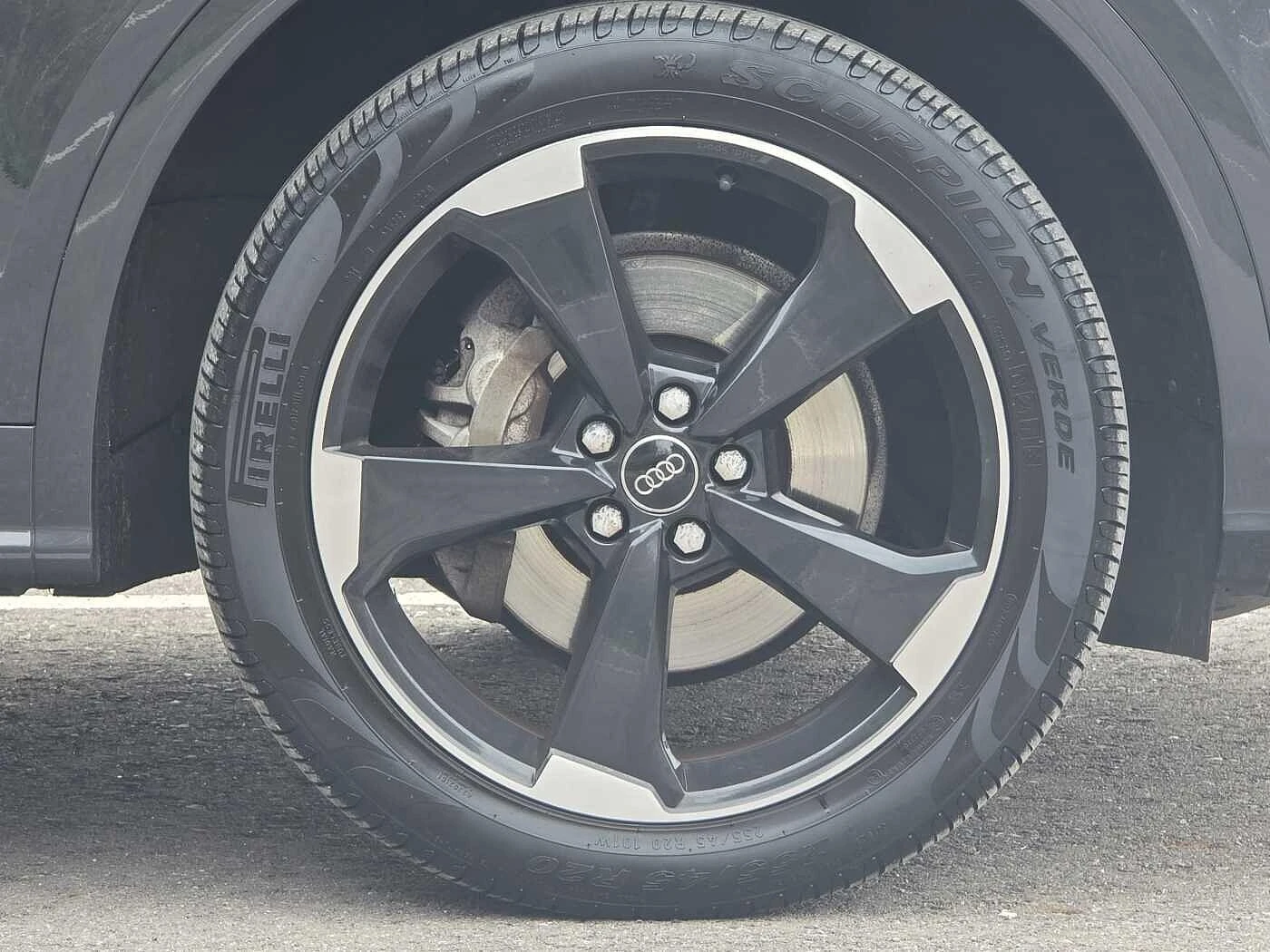 Audi-Q5-image-4