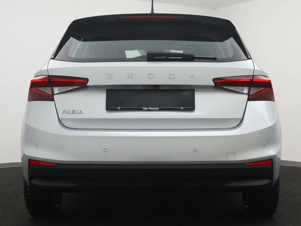 Škoda-Fabia-image-3