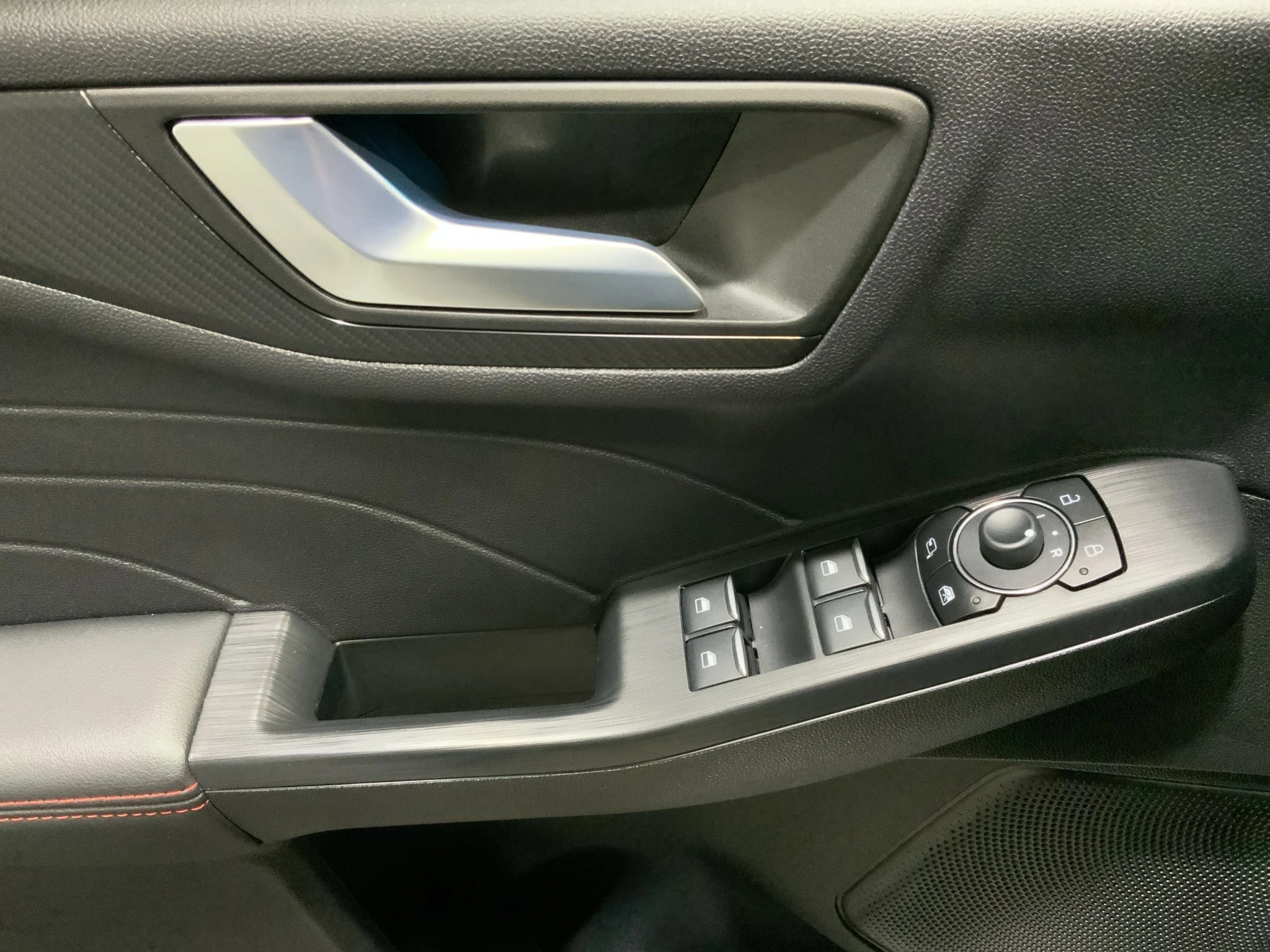 Ford-Kuga-image-15