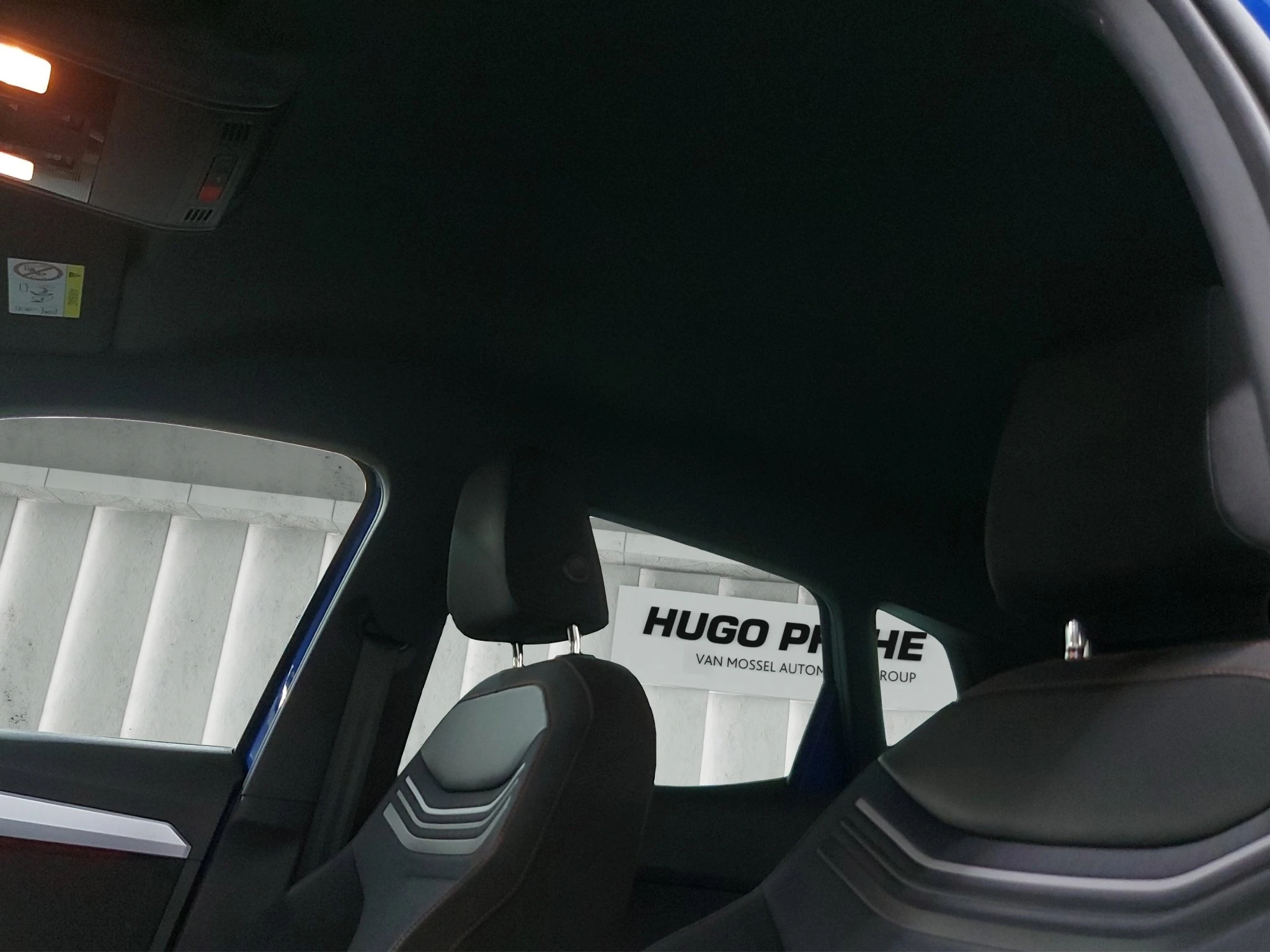 SEAT-Arona-image-15