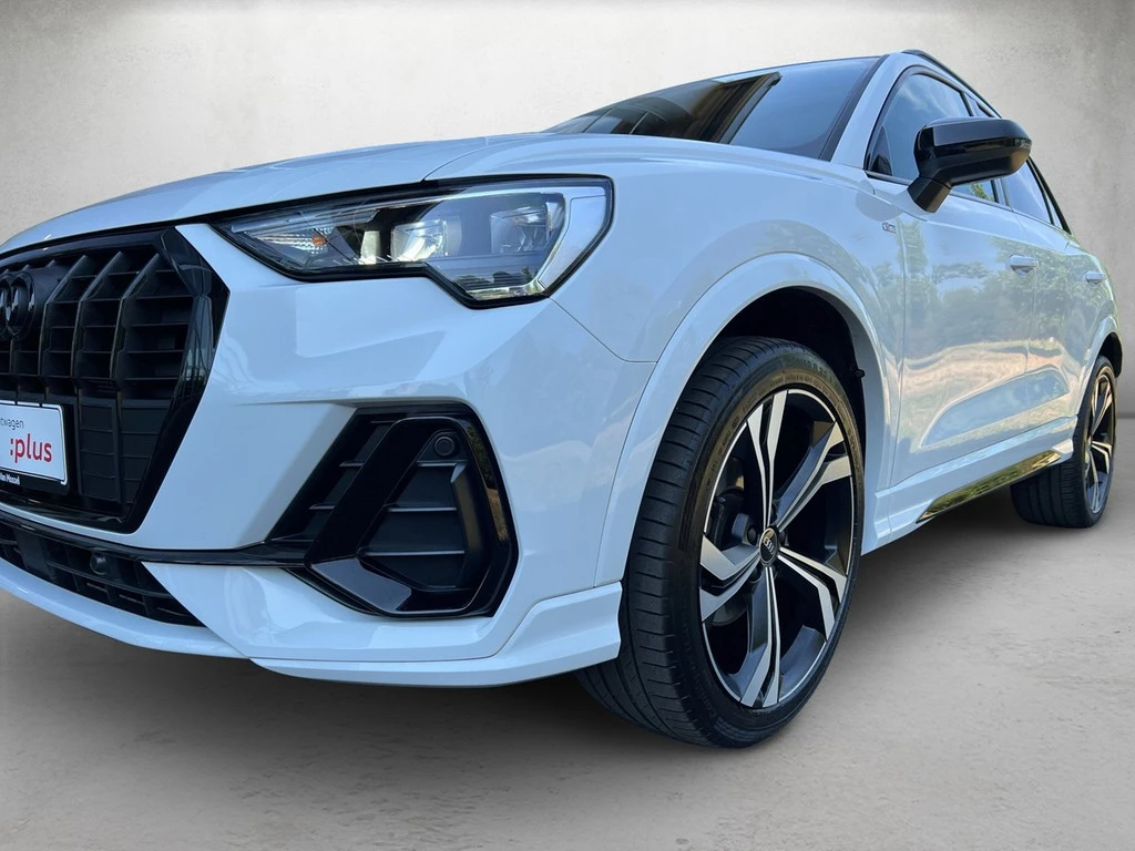 Audi Q3 S line 35 TFSI S tronic *Standhzg*Pano*AHK*
