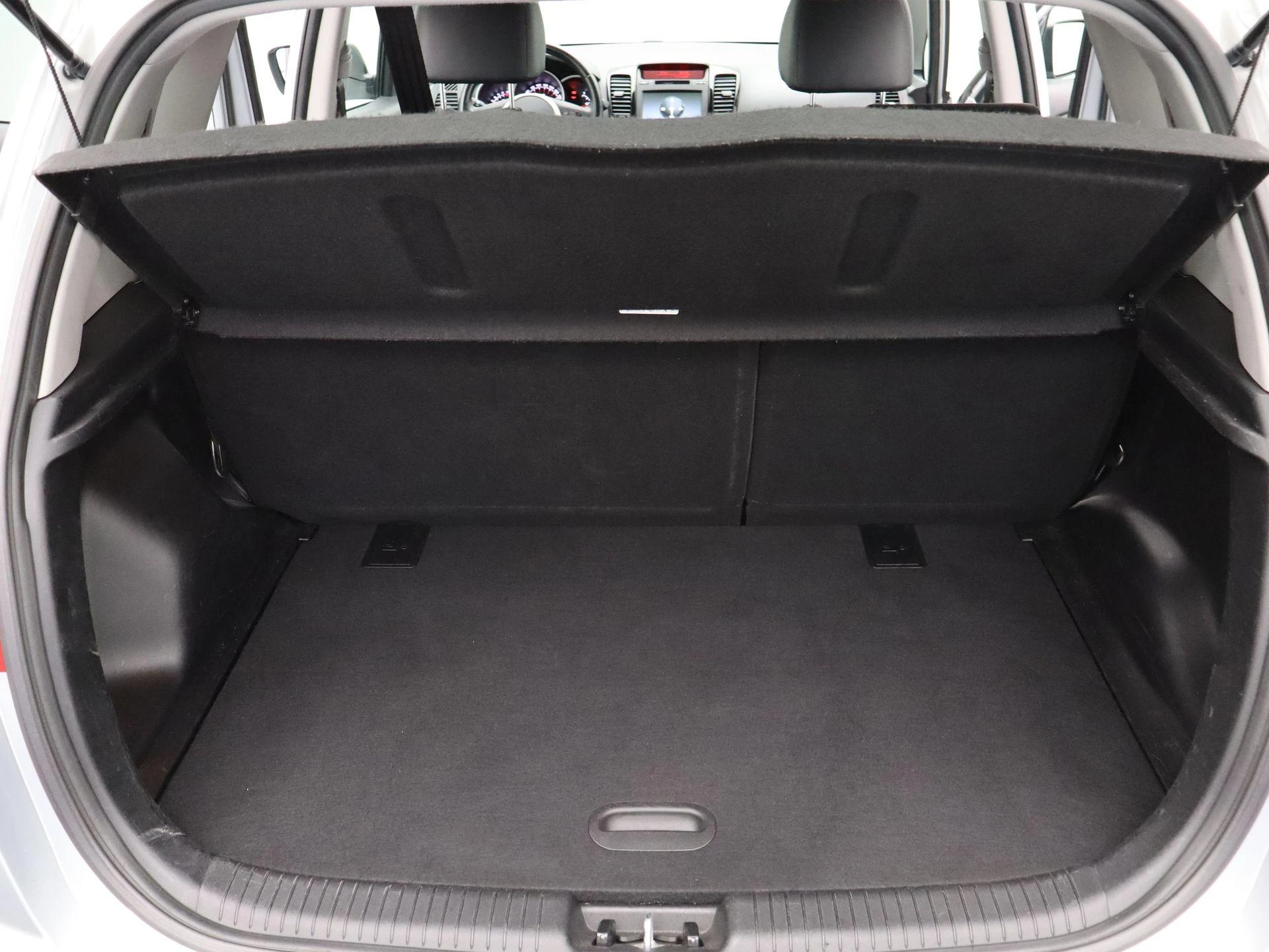 Kia-Venga-image-29
