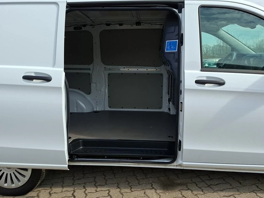 Mercedes-Benz-Vito 116-image-17