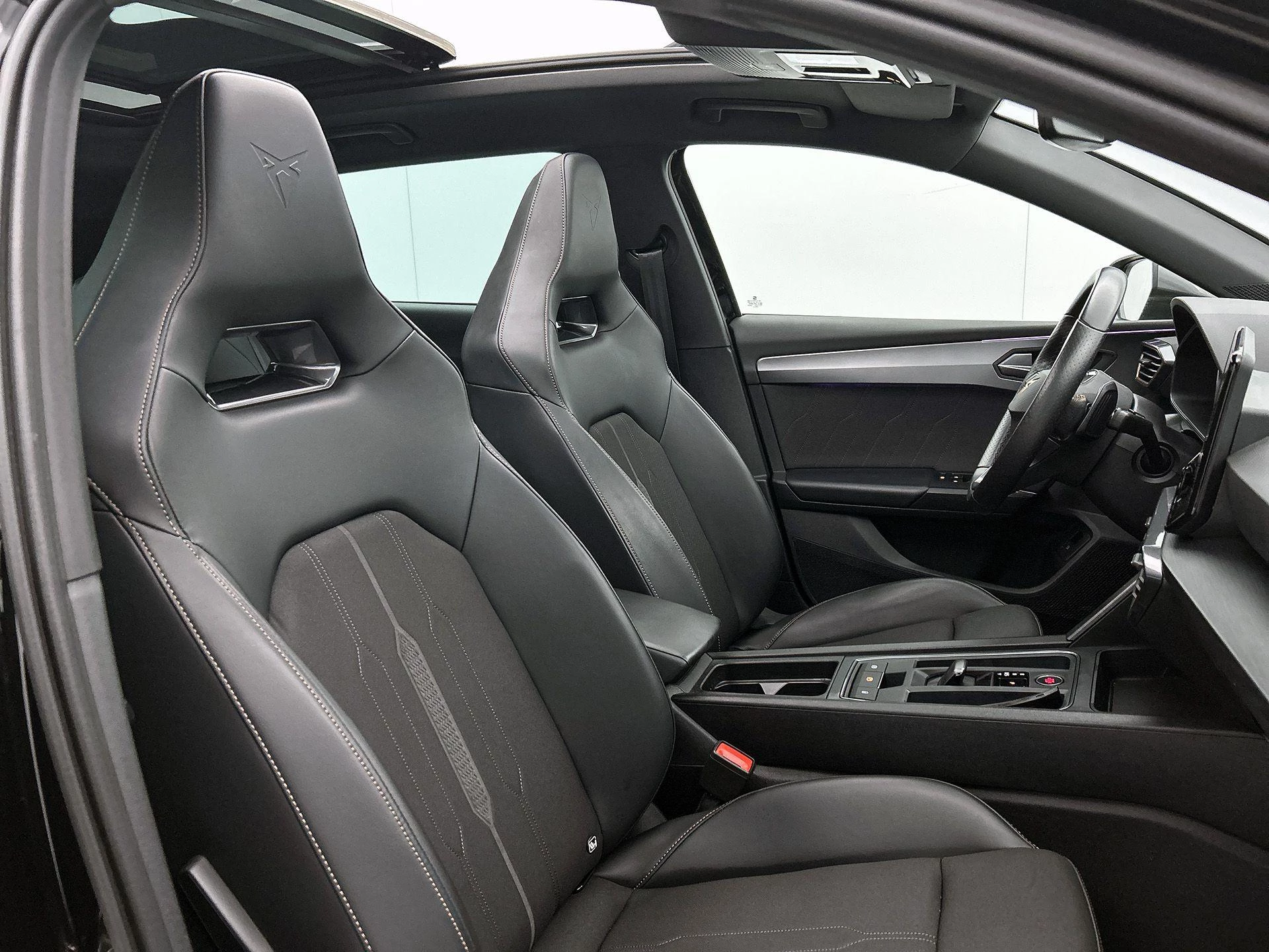 CUPRA-Leon Sportstourer-image-32