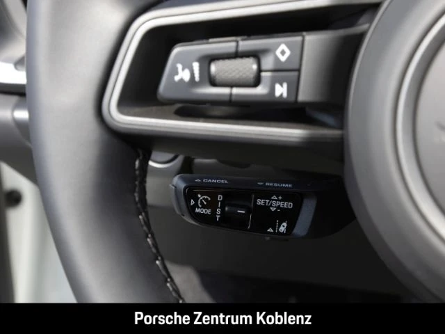 Porsche-911-image-15