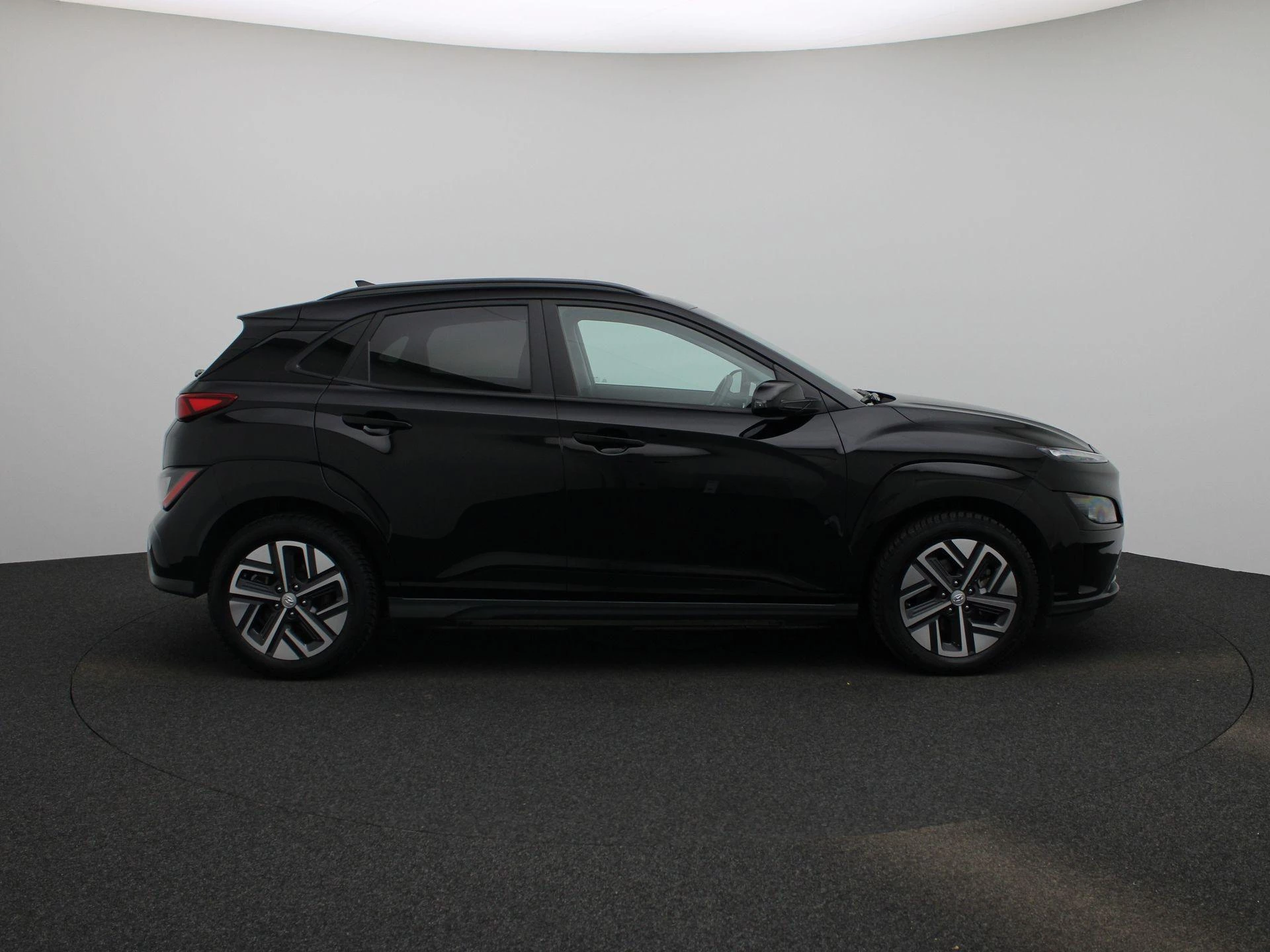 Hyundai-Kona-image-5