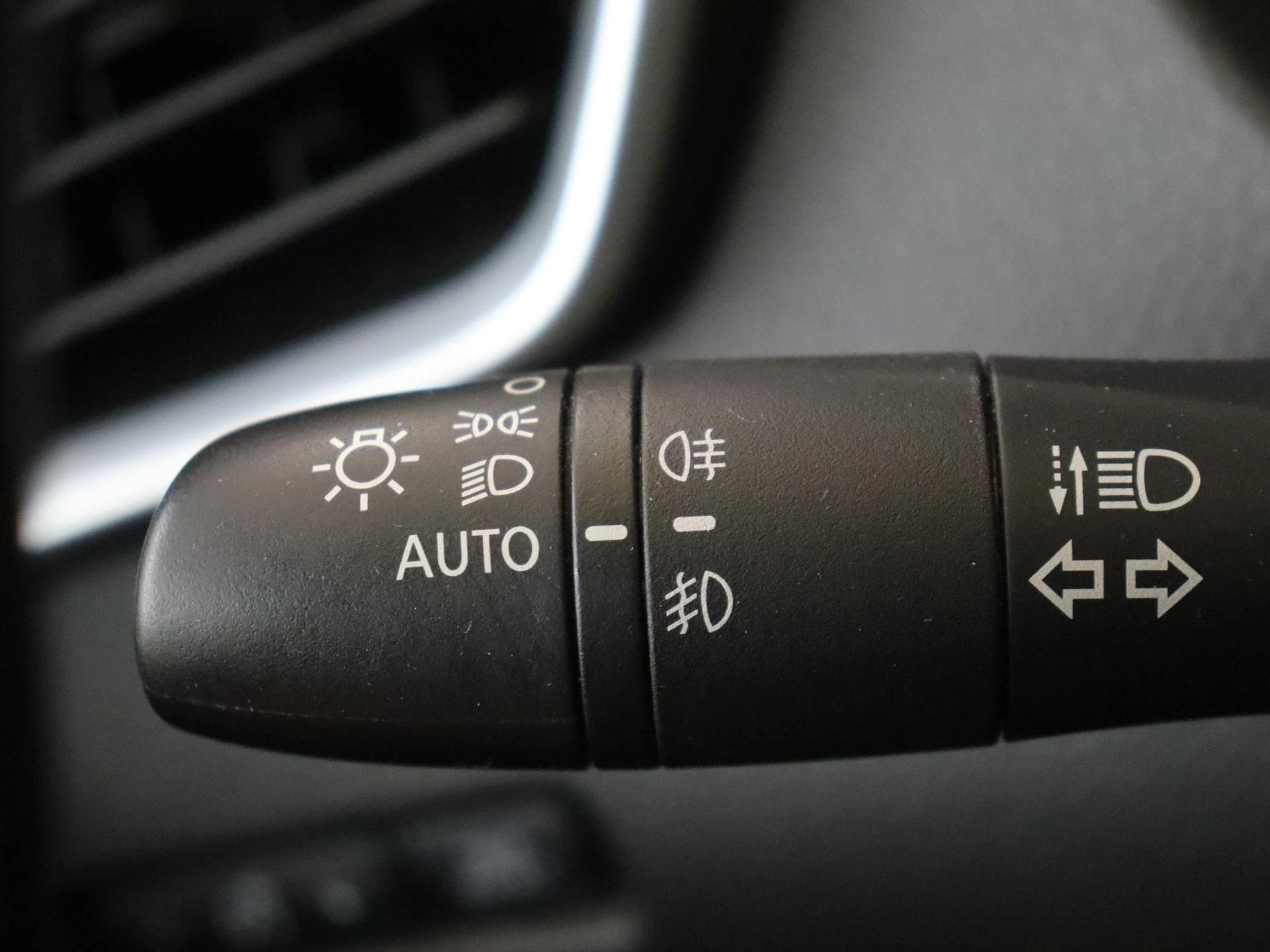 Nissan-QASHQAI-image-22