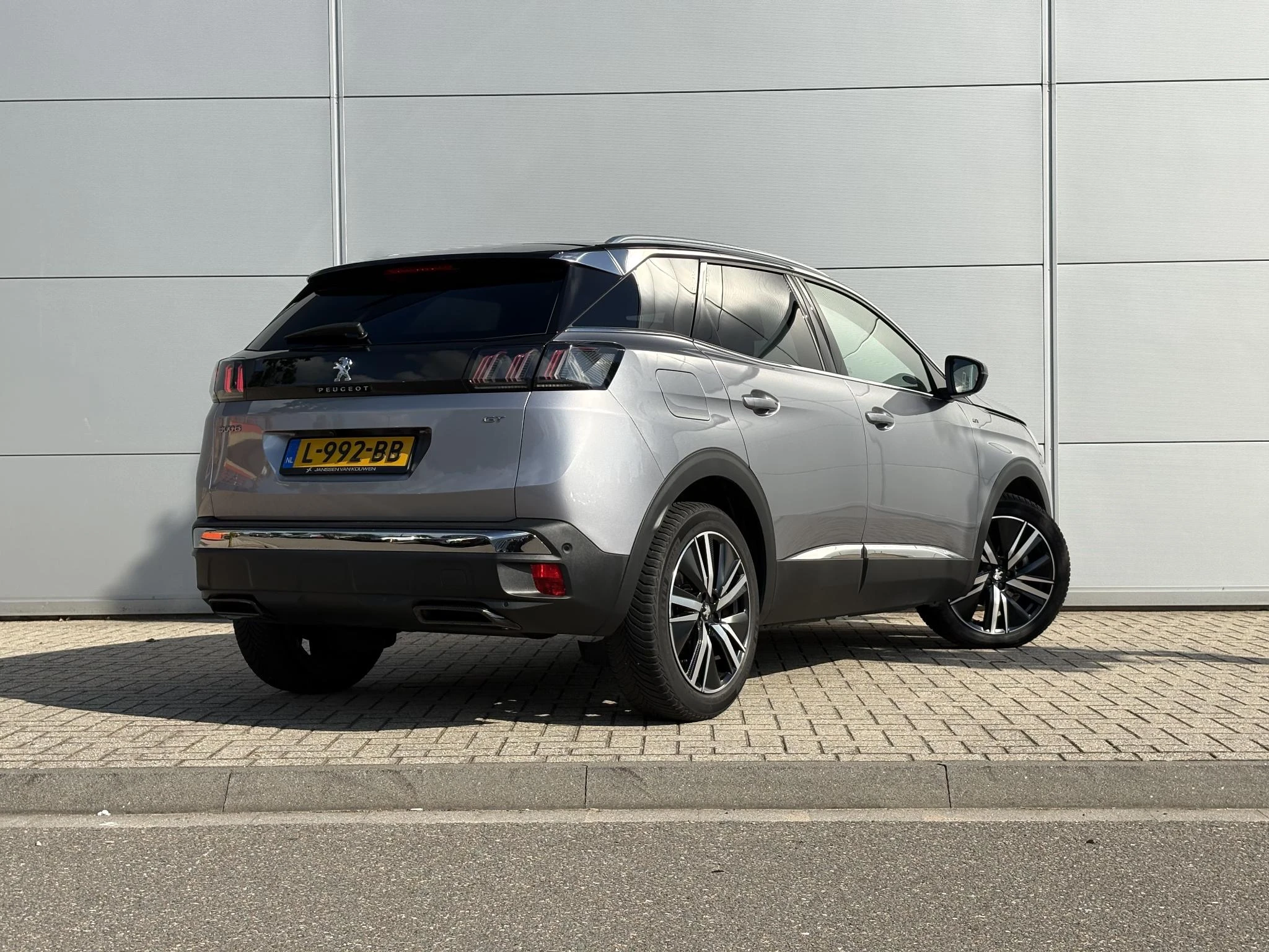 Peugeot 3008 1.6 PureTech Blue Lease GT