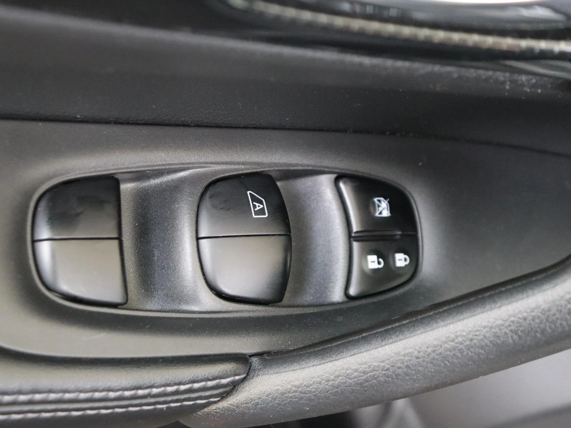 Nissan-X-Trail-image-24