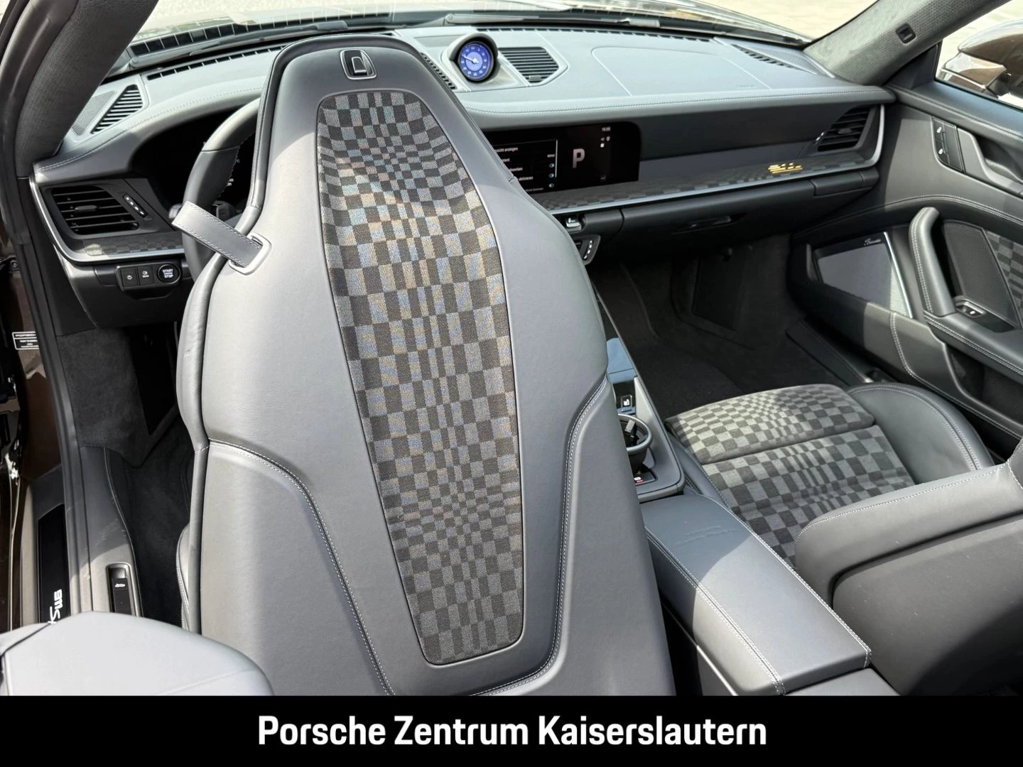Porsche 911 992 Spirit 70 Burmester Clubleder InnoDrive spirit 70