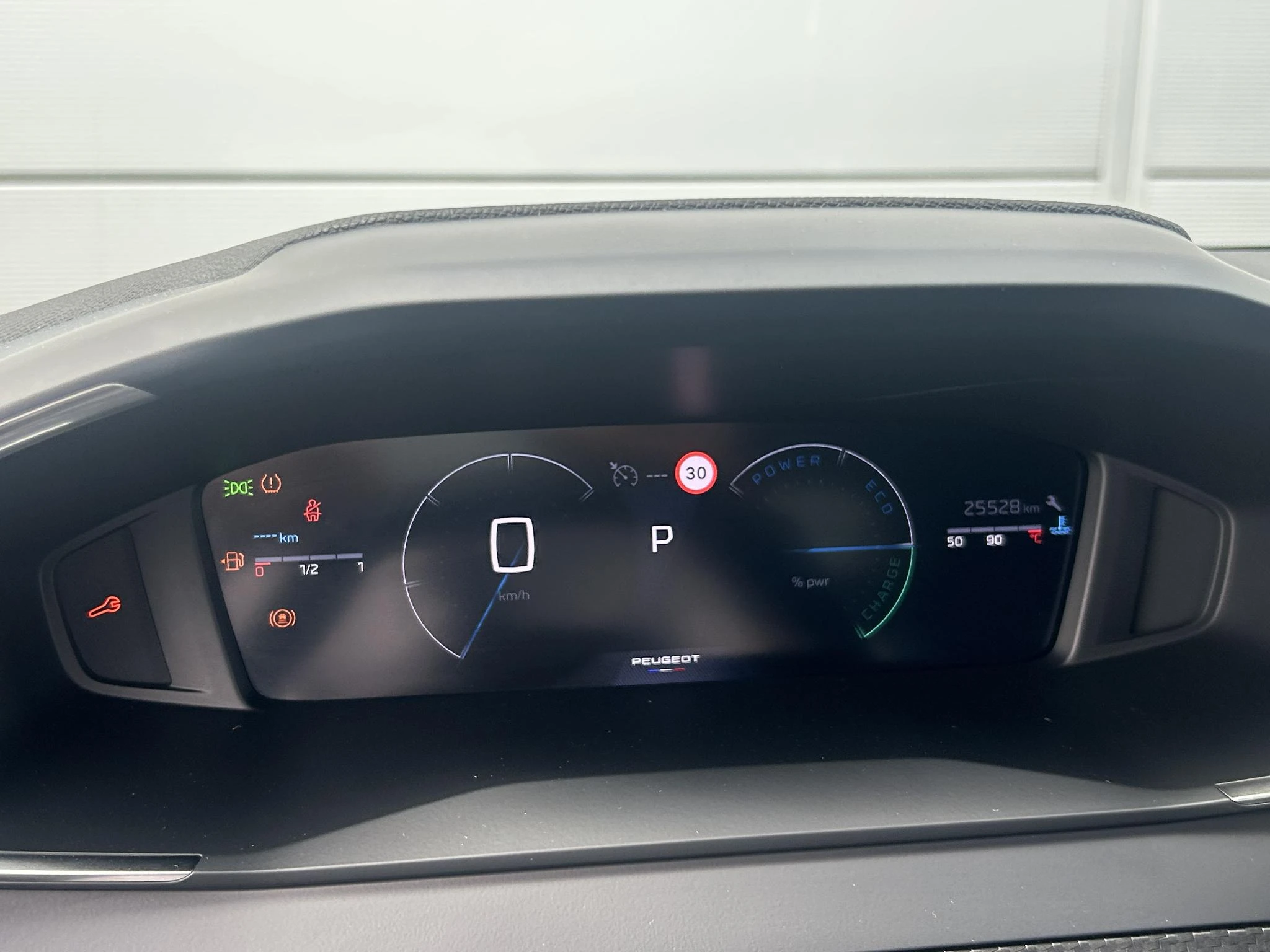 Peugeot-208-image-10