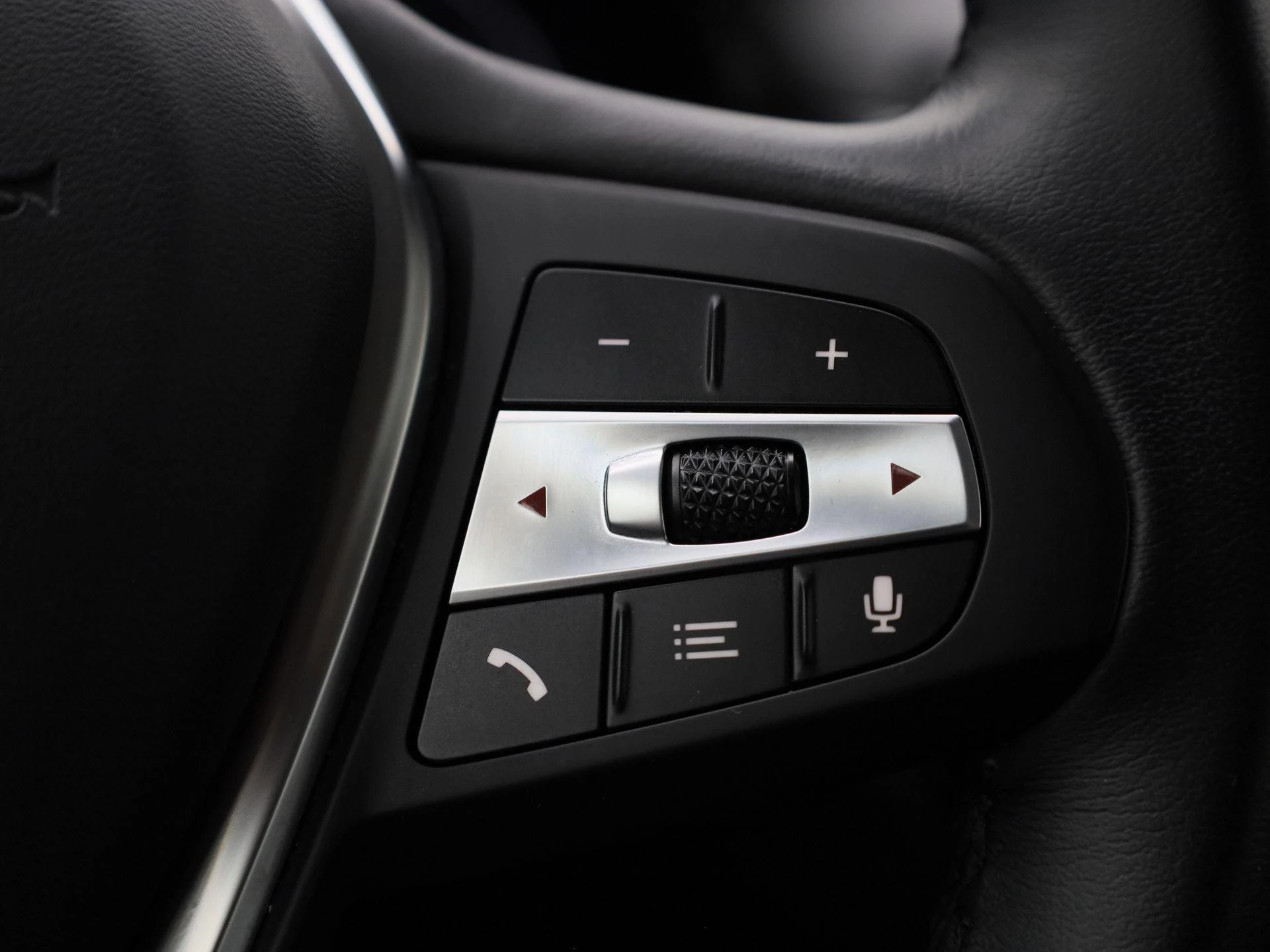 BMW X3 xDrive30e (120 kW)