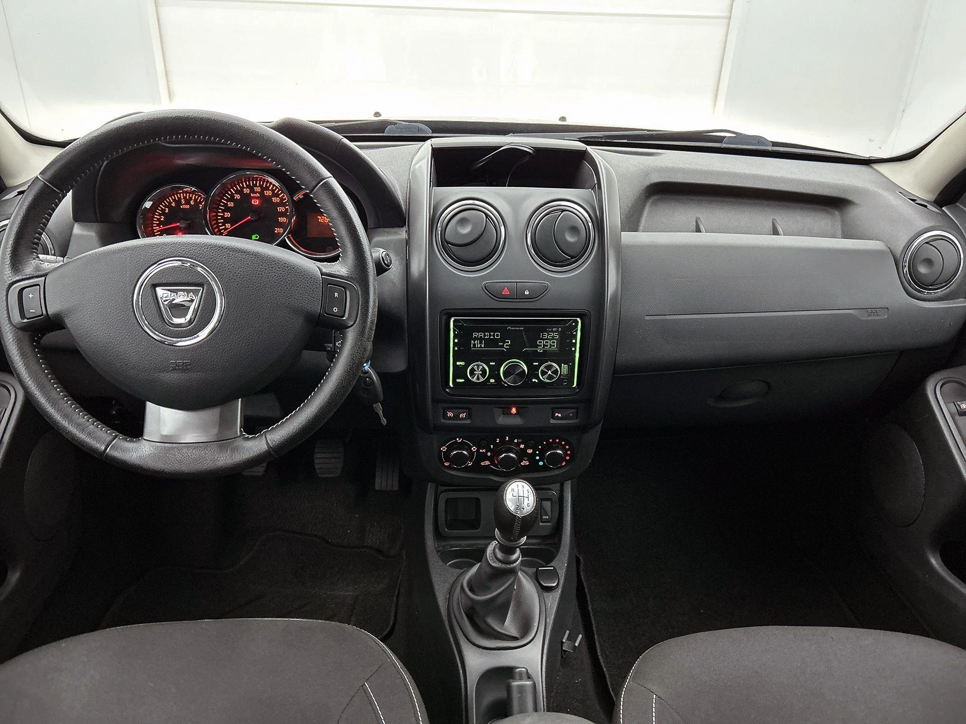 Dacia-Duster-image-19