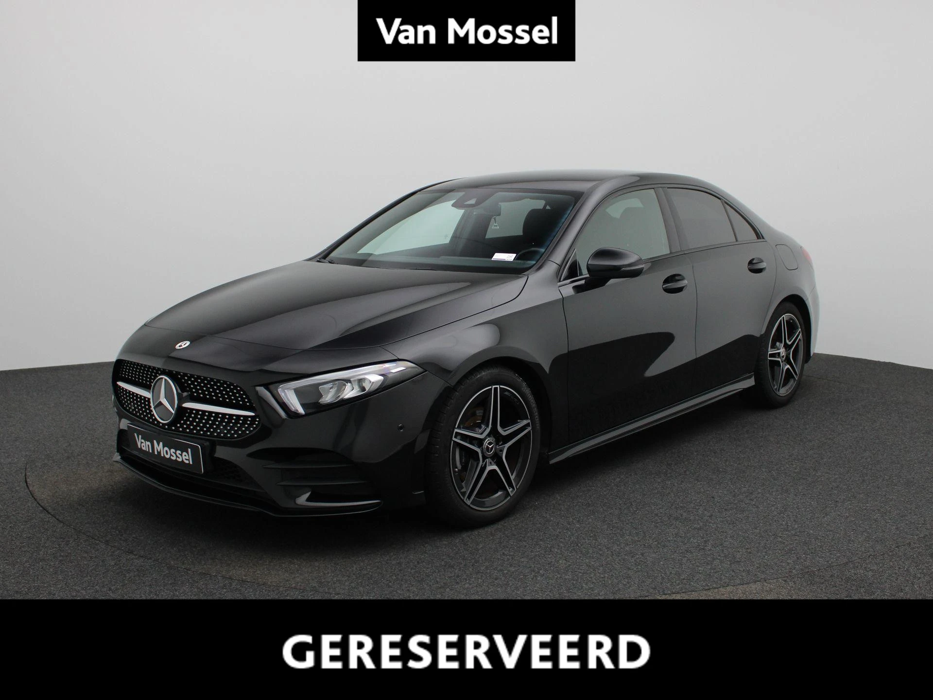 Mercedes-Benz-A-Klasse-image-0