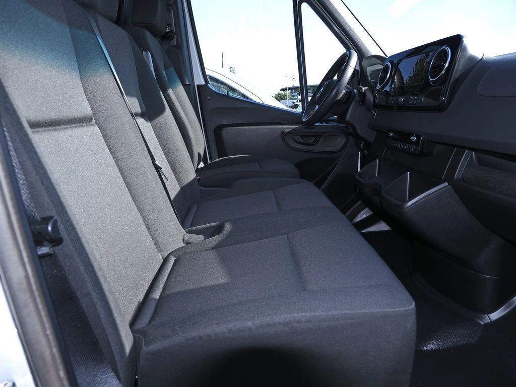 Mercedes-Benz-Sprinter 317-image-11