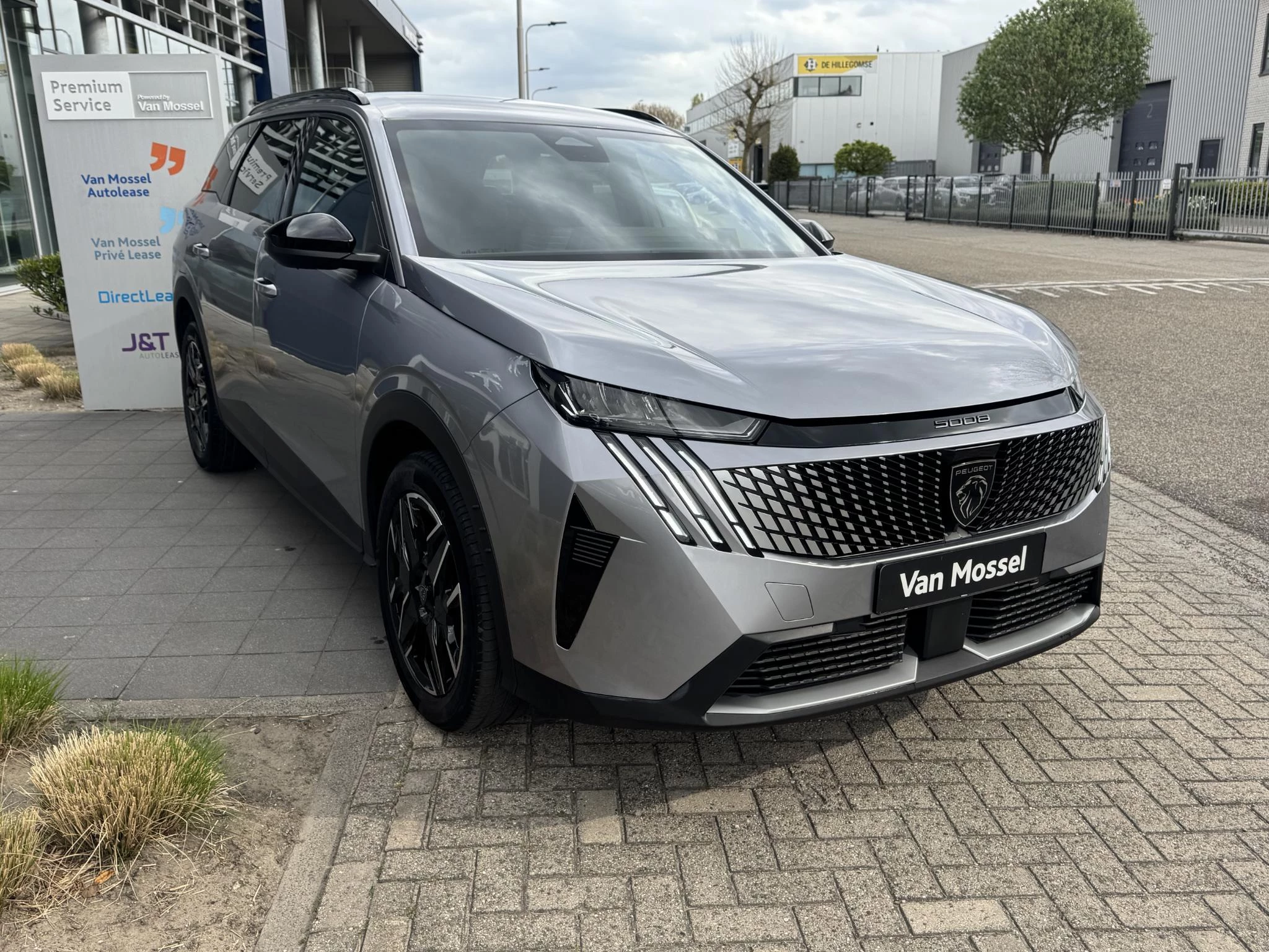 Peugeot-5008-image-5