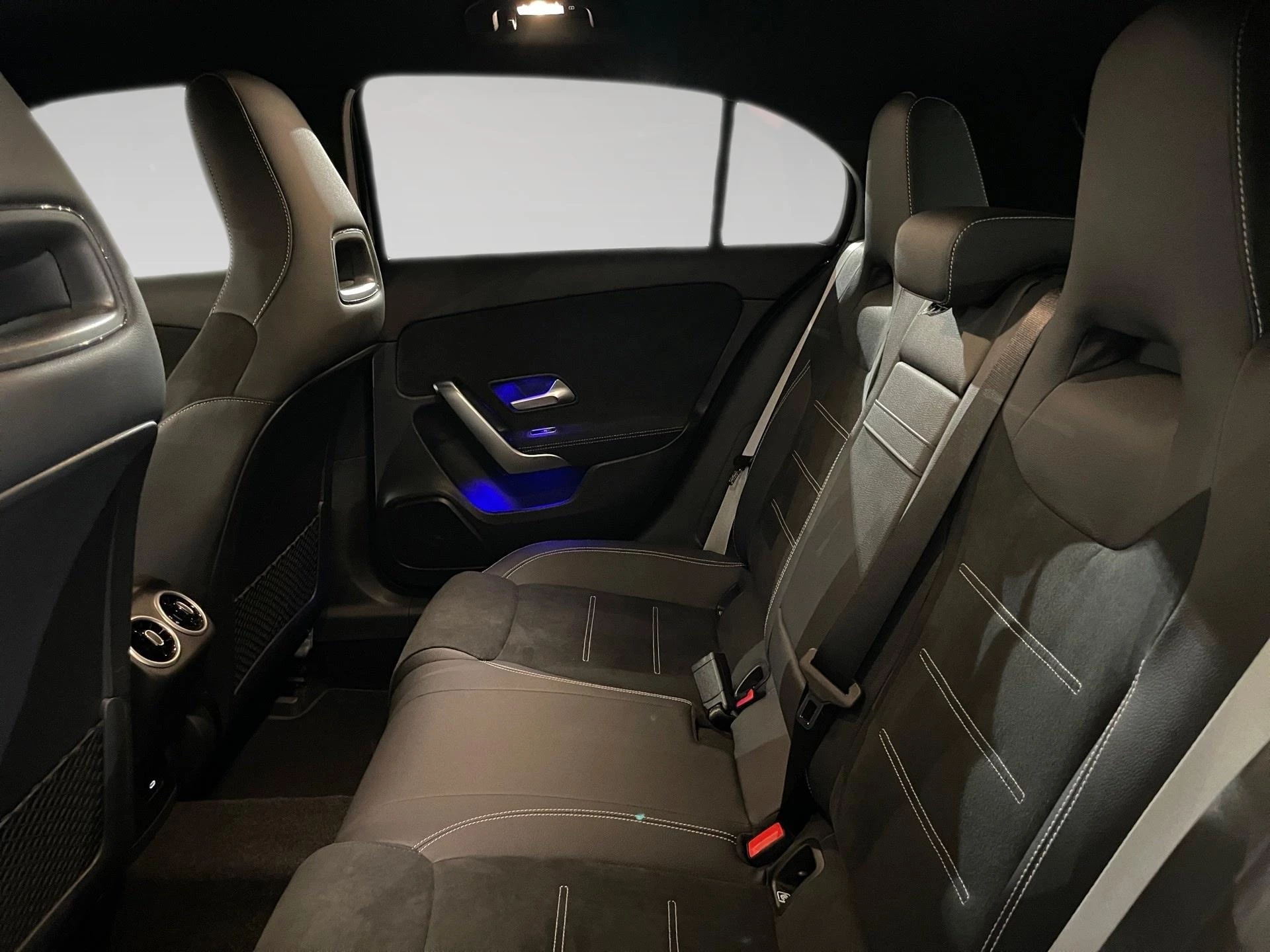 Mercedes-Benz-Classe A-image-10