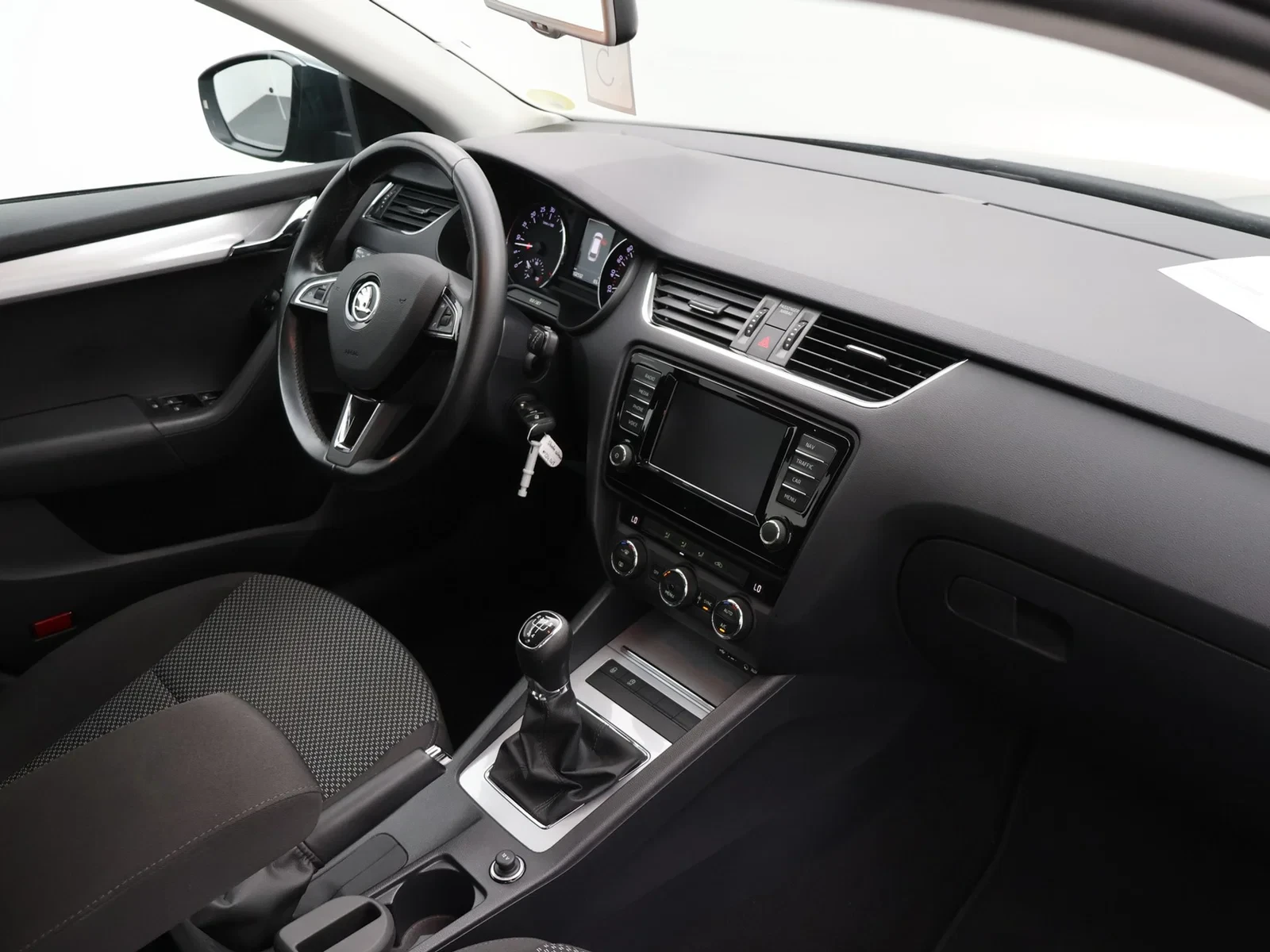 Škoda Octavia Combi Octavia Combi Ambition 1,.6TDI 90PK *TREKHAAK*NAVI*CRUISE CONTROL*DAB RADIO*AIRCO*BLTH*...*
