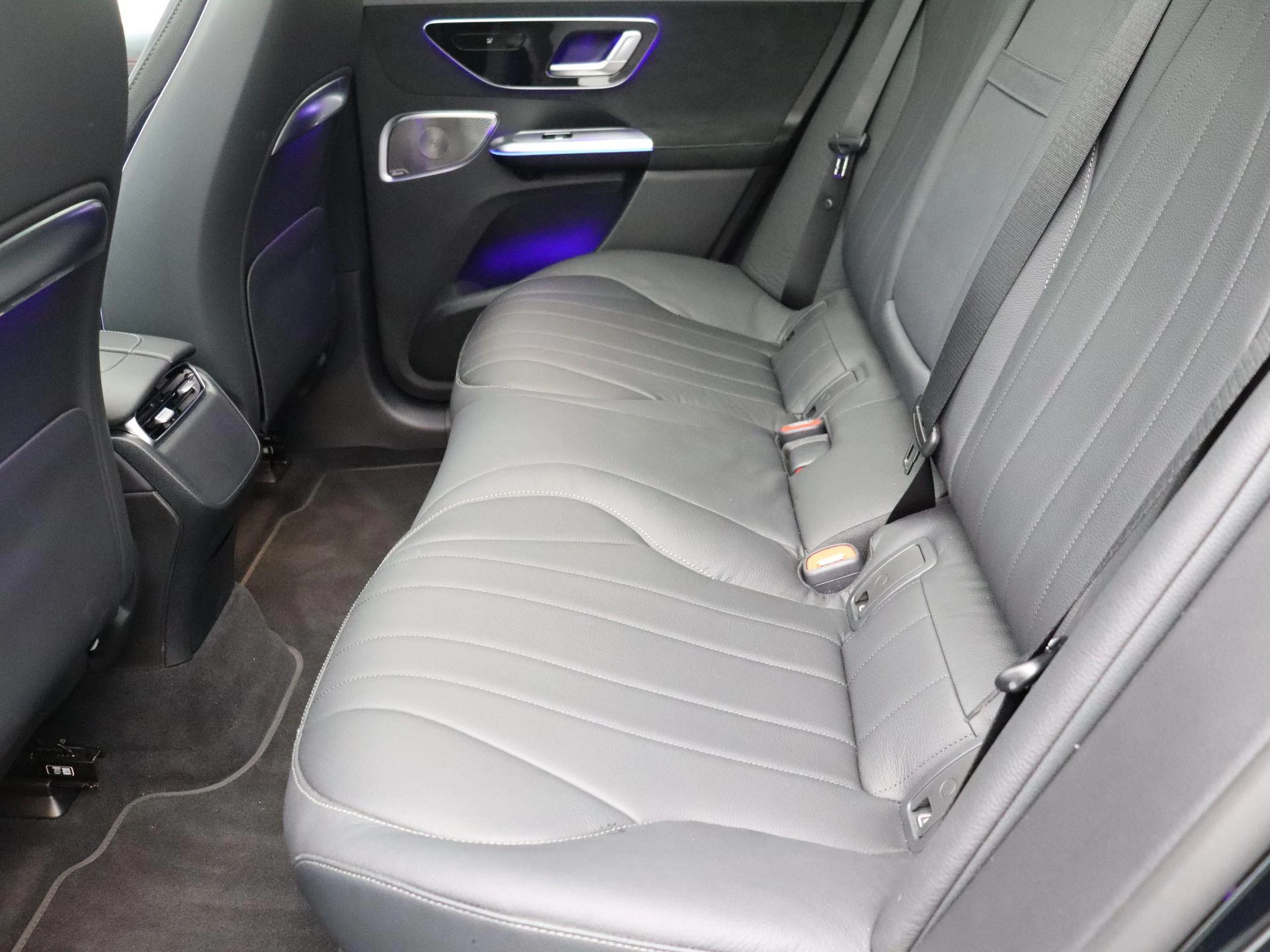 Mercedes-Benz EQE SUV 350+ Star Edition + PANO DAK + DIGITAL LIGHT + LEDER + HYPERSCREEN +