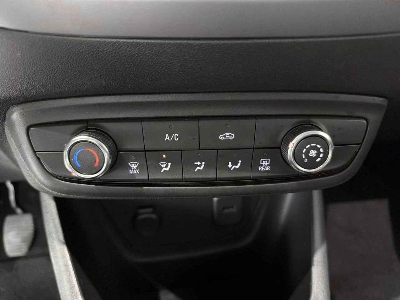 Opel-Crossland-image-14