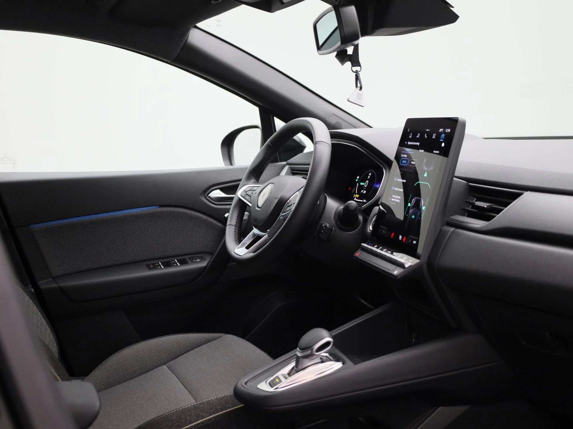 Renault-Captur-image-35