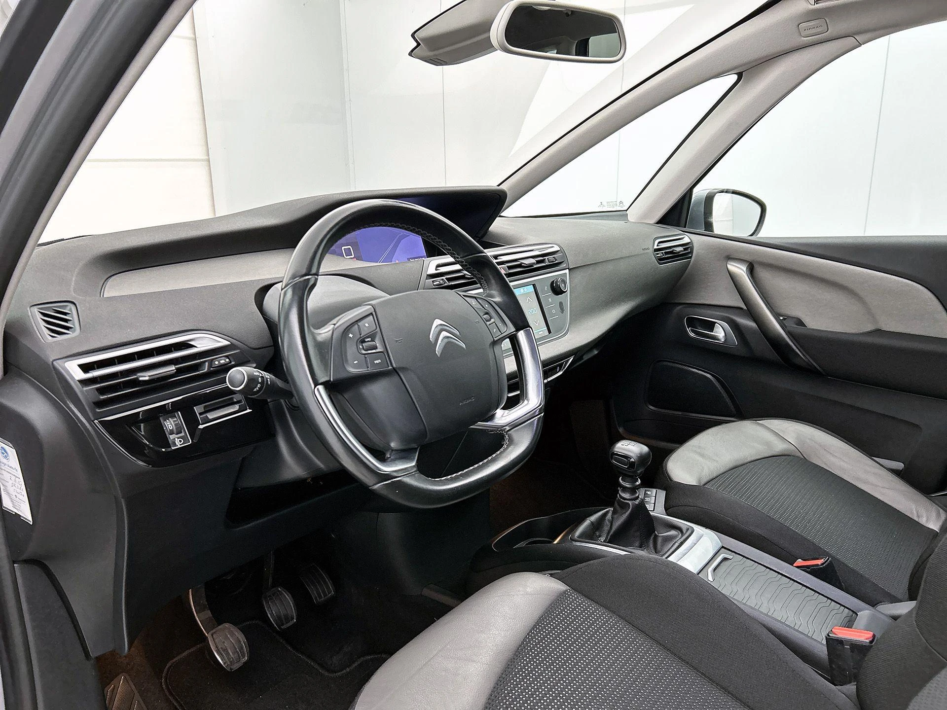 Citroën-C4 Spacetourer-image-16
