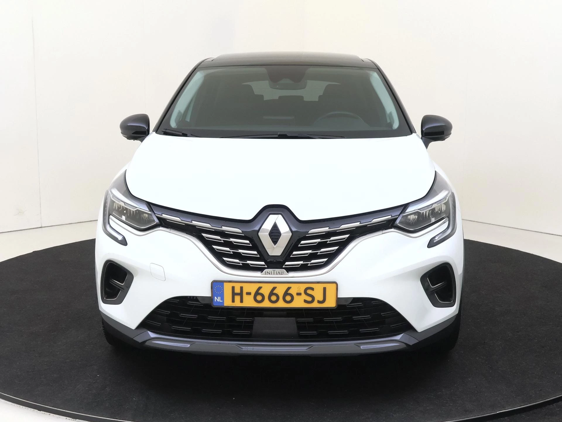 Renault-Captur-image-7
