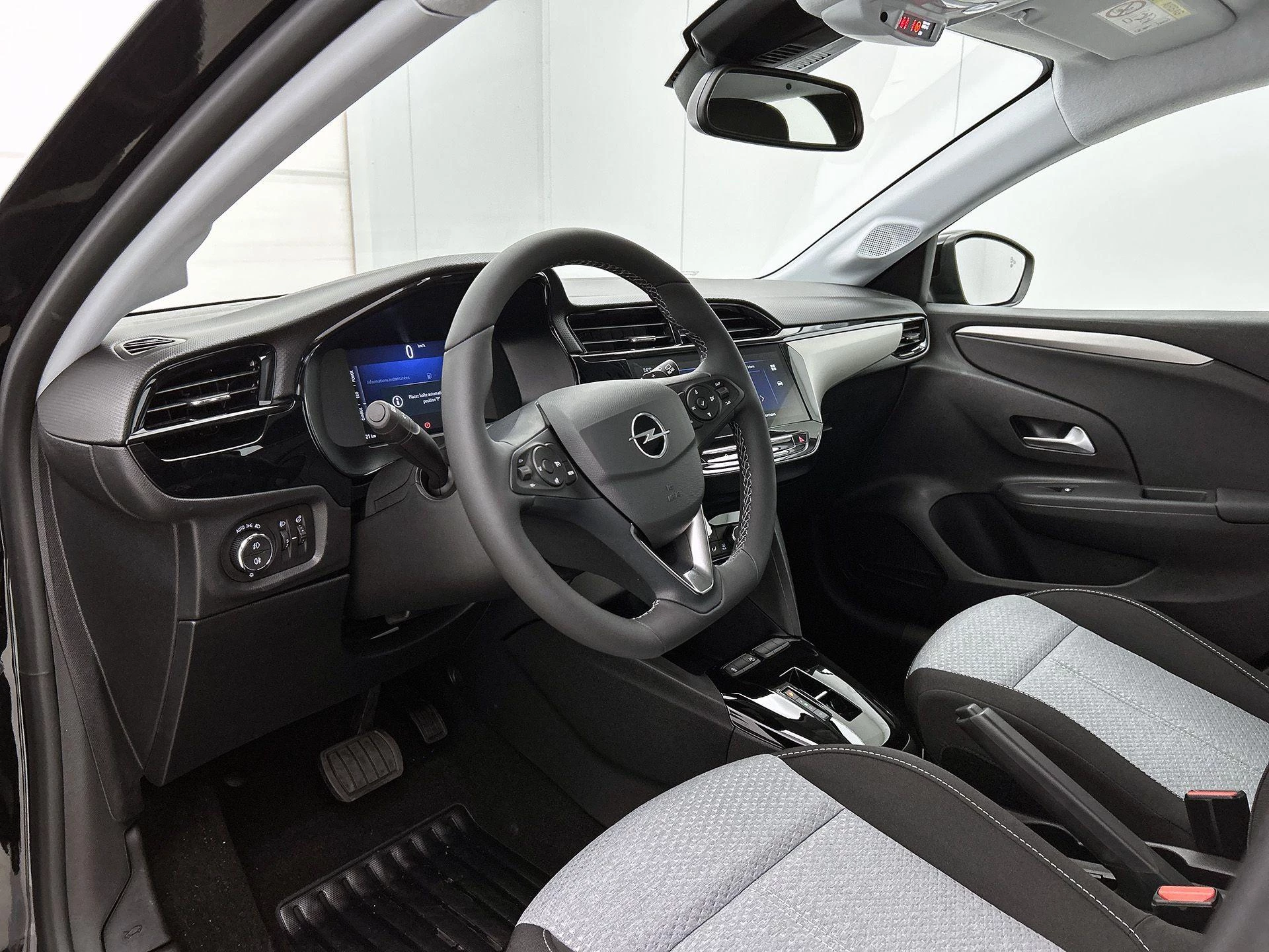 Opel-Corsa-image-17