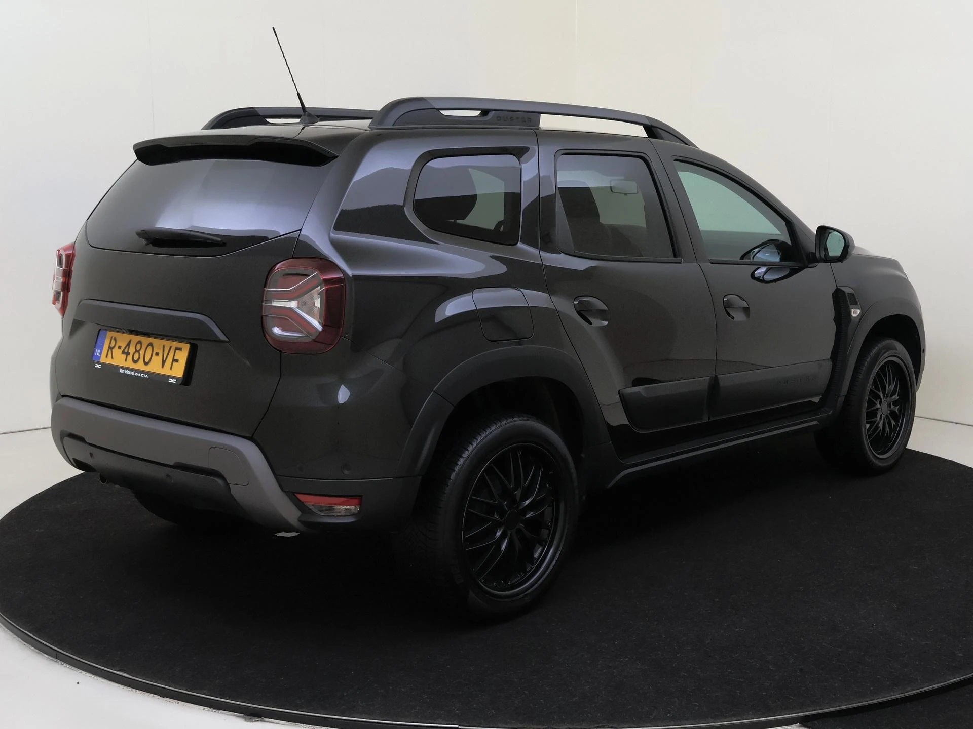 Dacia-Duster-image-3