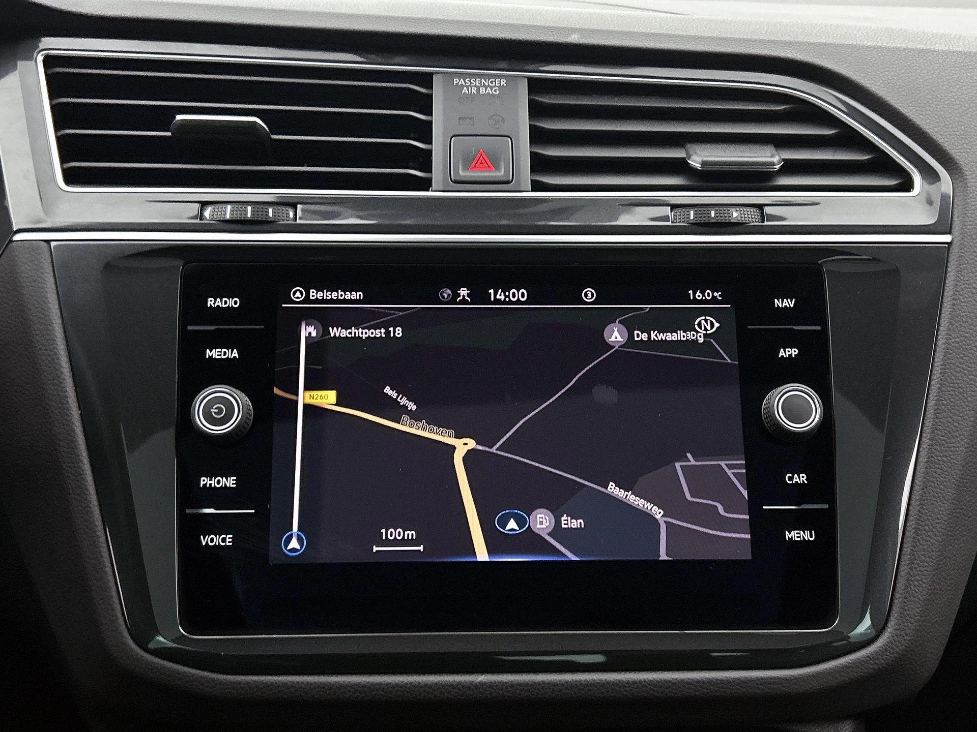 Volkswagen-Tiguan-image-28