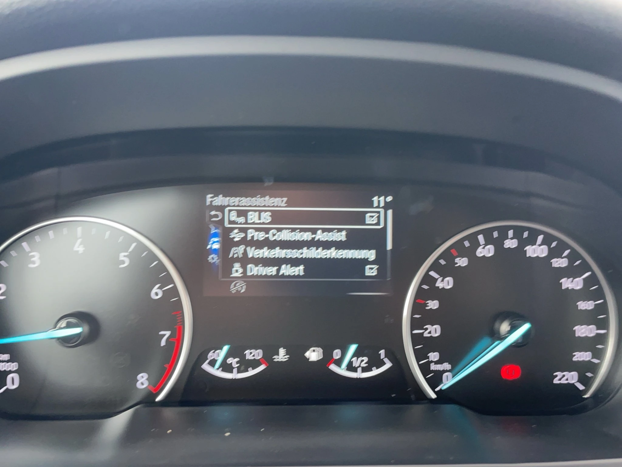 Ford-EcoSport-image-18