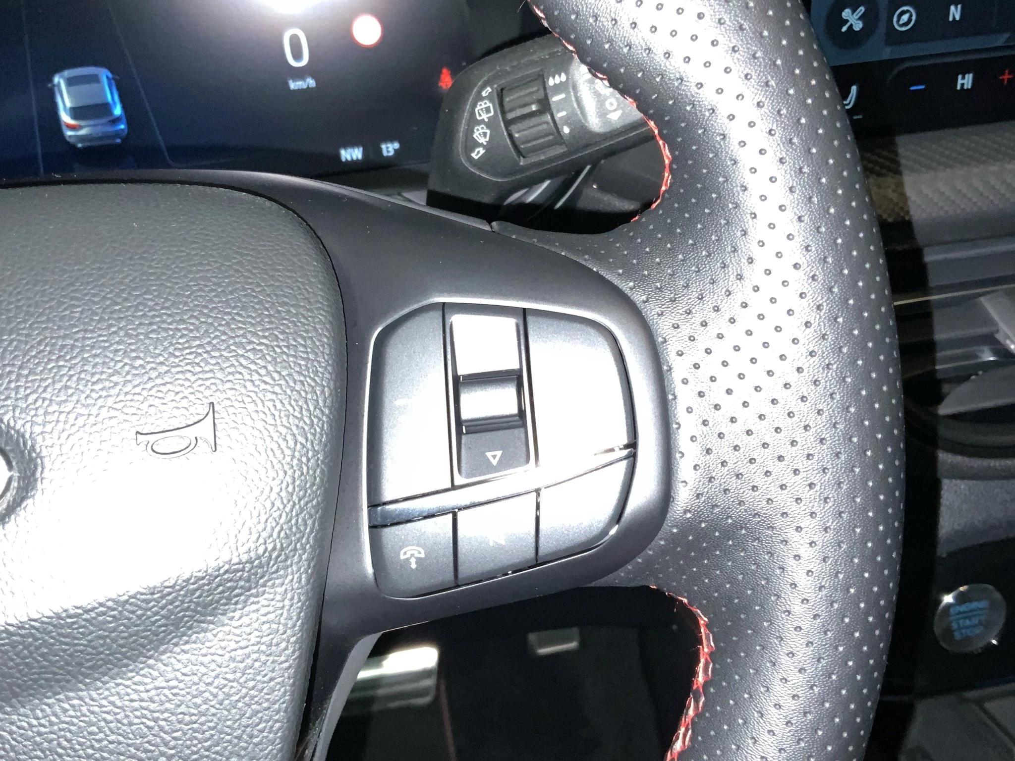Ford Kuga ST-Line X Aut.*360GRAD*LED-MATRIX*NAVI*GRA*WINTER-PKT.