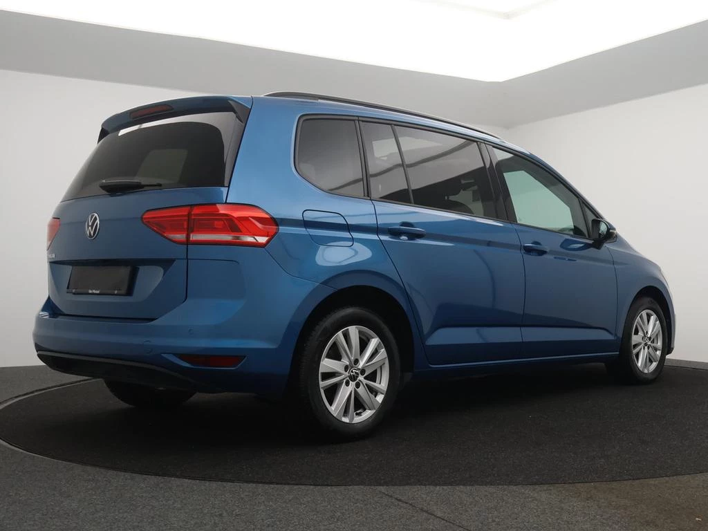 Volkswagen Touran Touran Trendline 1.5TSI 150PK *PANODAK*7 ZITPLAATSEN*CAMERA*ACC*PDC*APP-CONNECT*...*