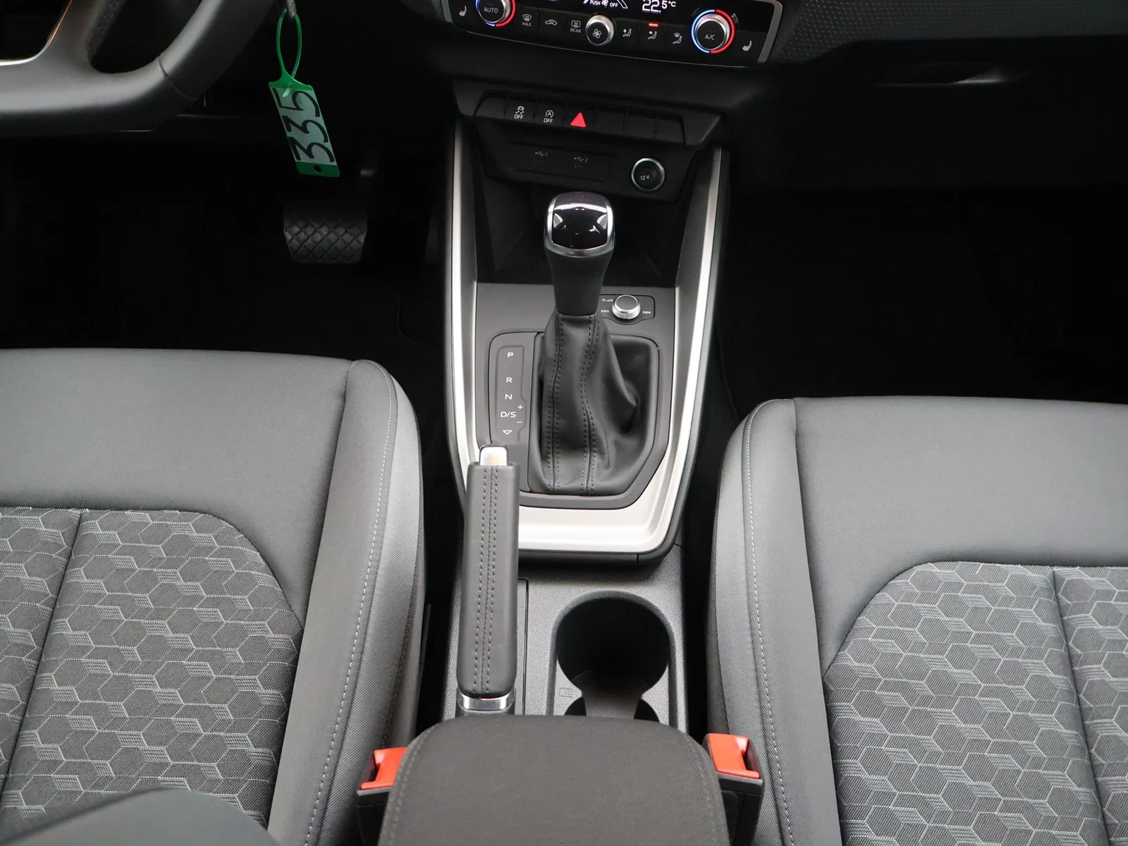 Audi A1 Sportback Sportback 30TFSI Advanced 116PK *AUTOMAAT*VIRTUAL COCKPIT*CRUISE CONTROL*PDC ACHTER*APP-CONNECT*...*