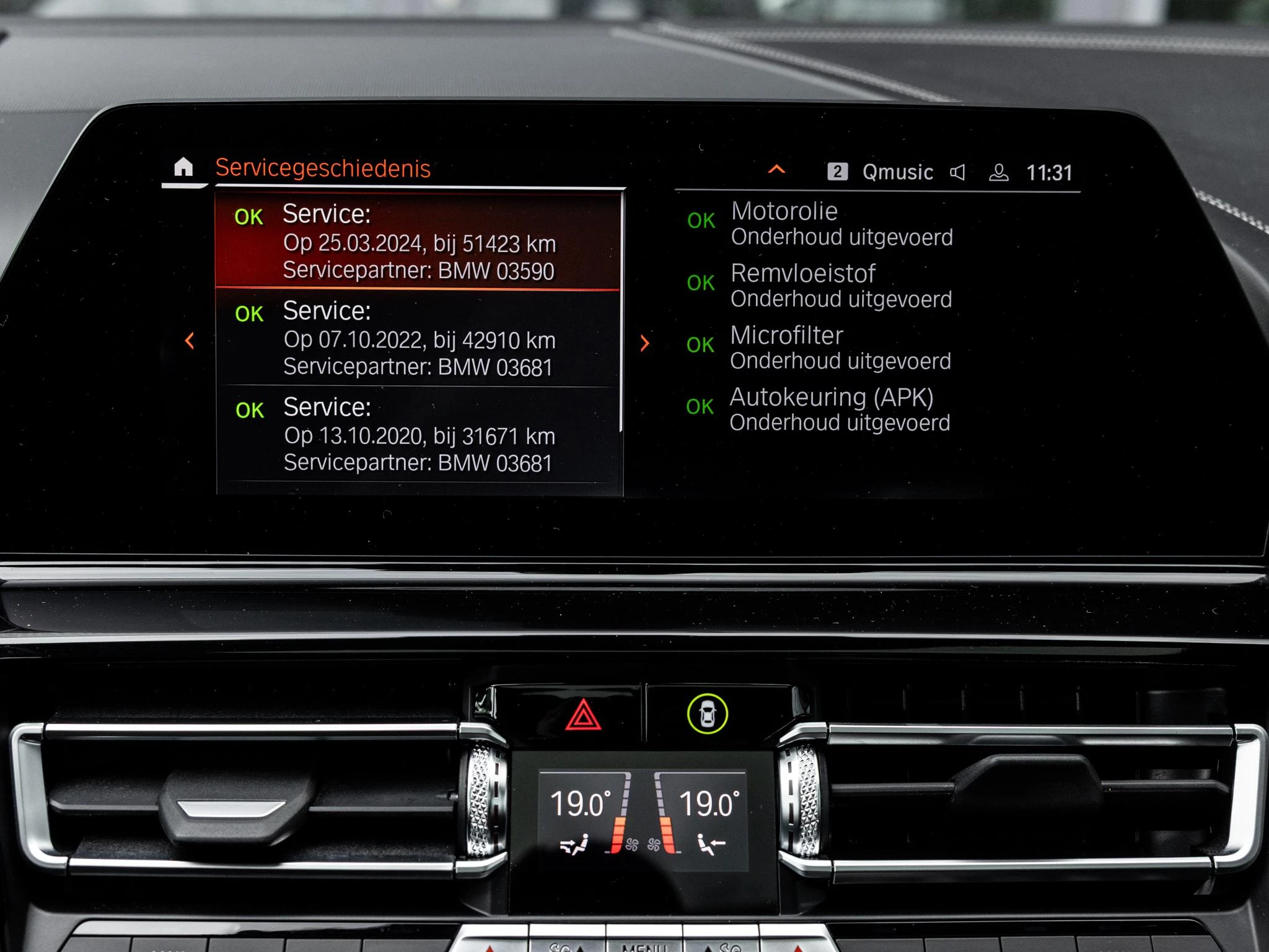 BMW-8 Serie-image-29