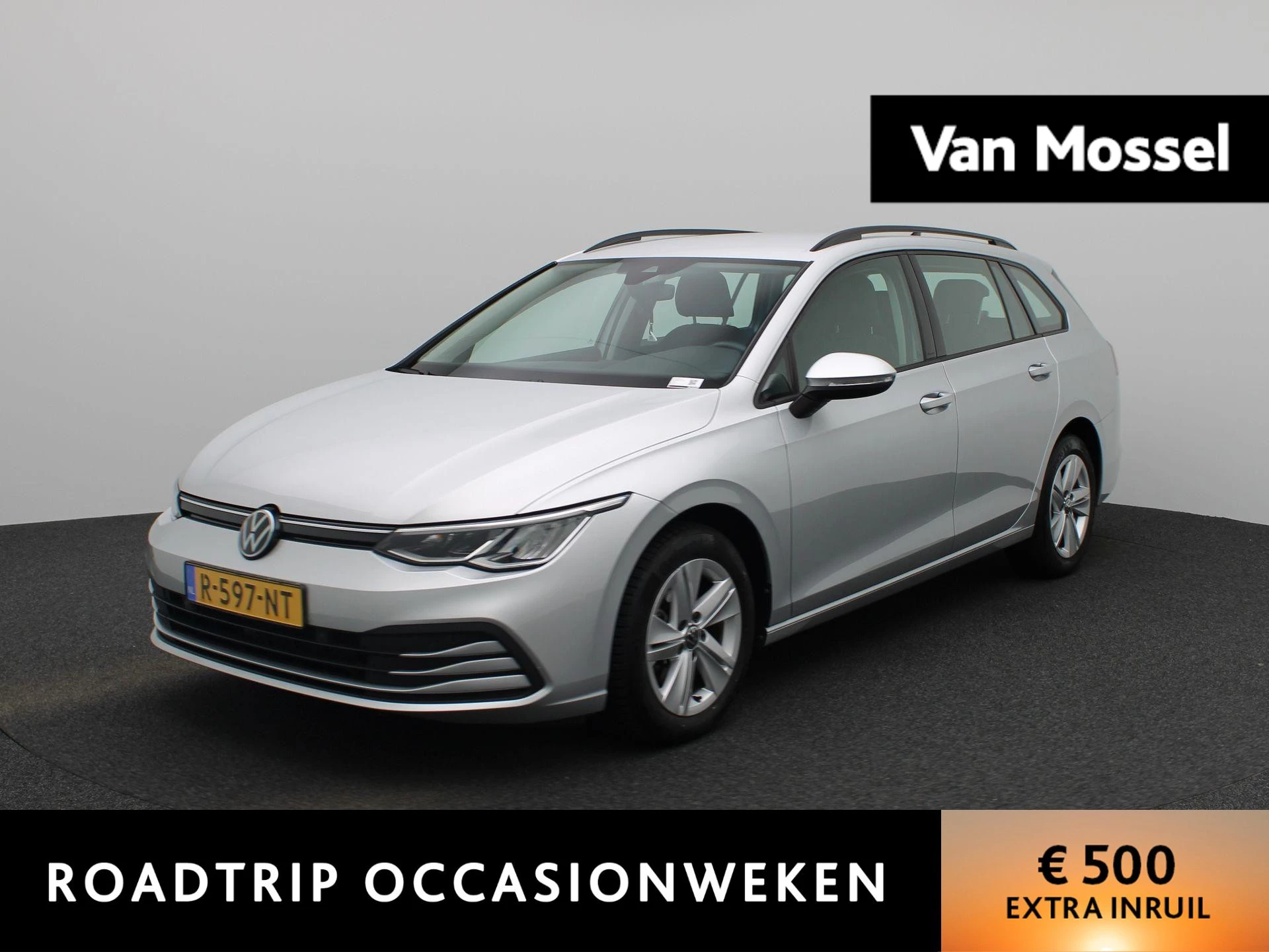 Volkswagen-Golf-image-0