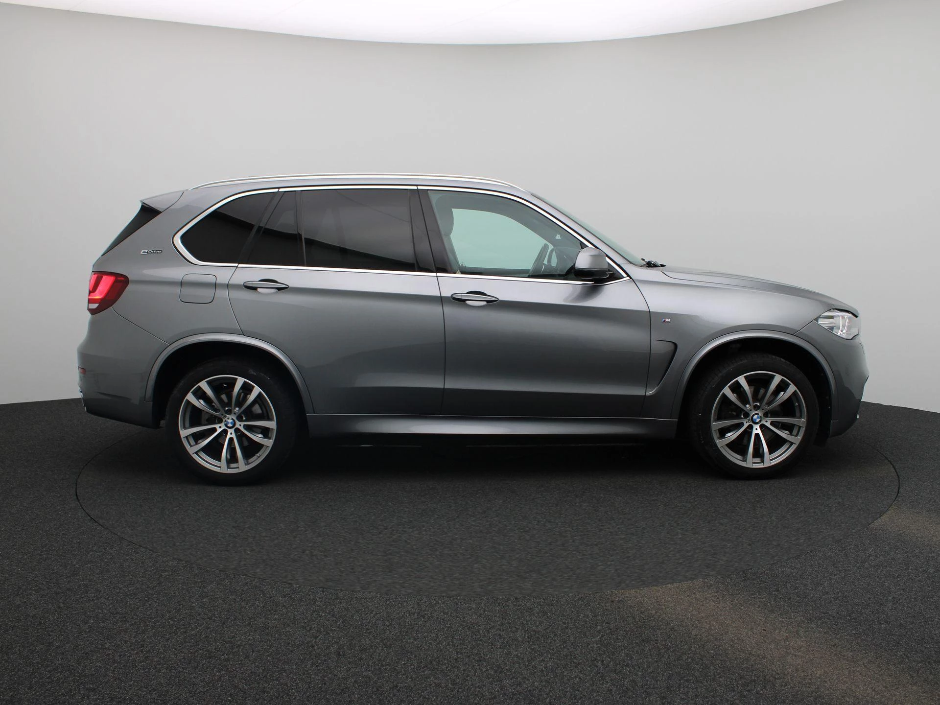 BMW-X5-image-5
