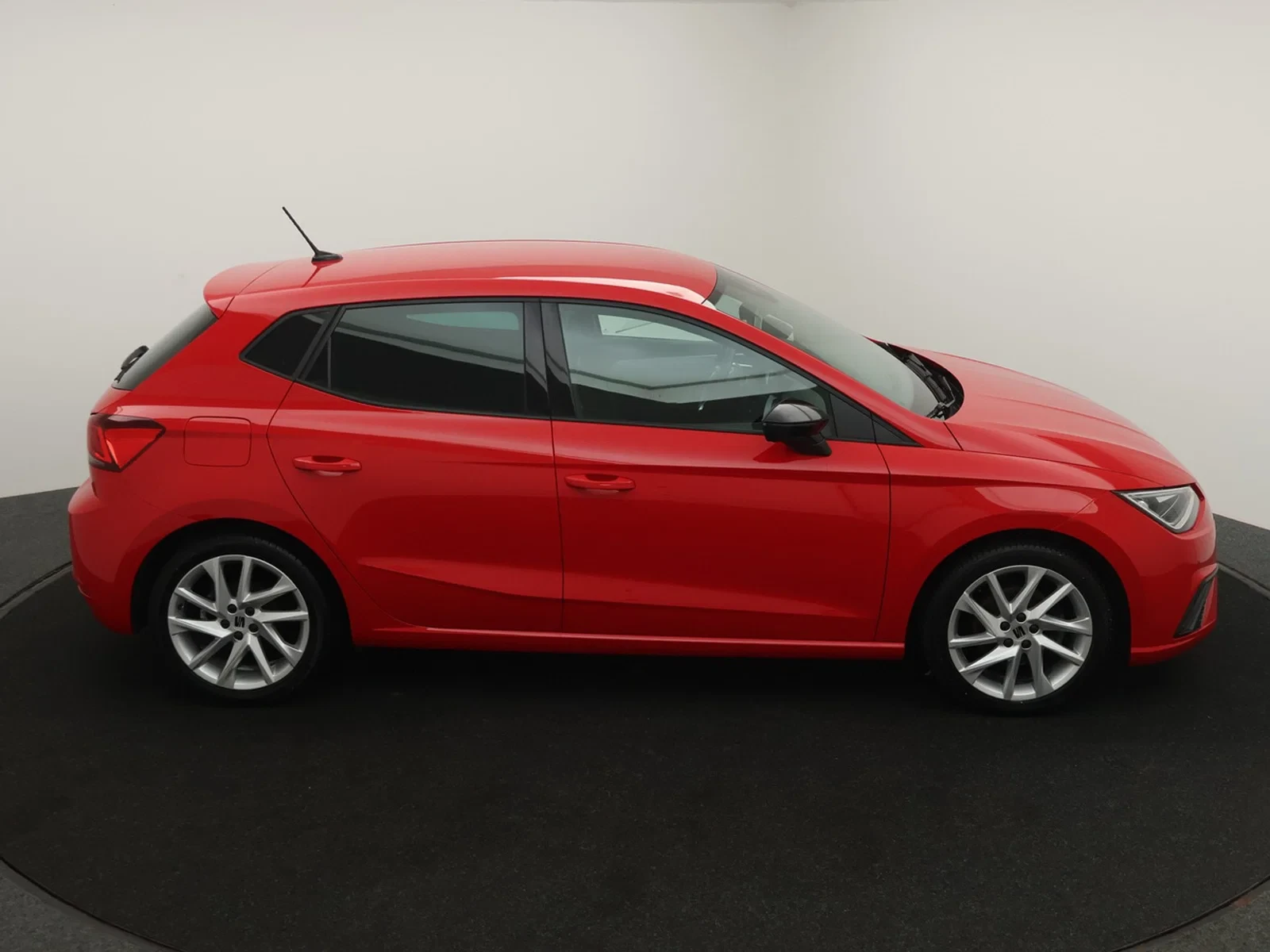 SEAT Ibiza 5P/D Ibiza FR Edition 1.5TSI 150PK *AUTOMAAT*CRUISE CONTROL*BLTH*DAB RADIO*APP-CONNECT*...*