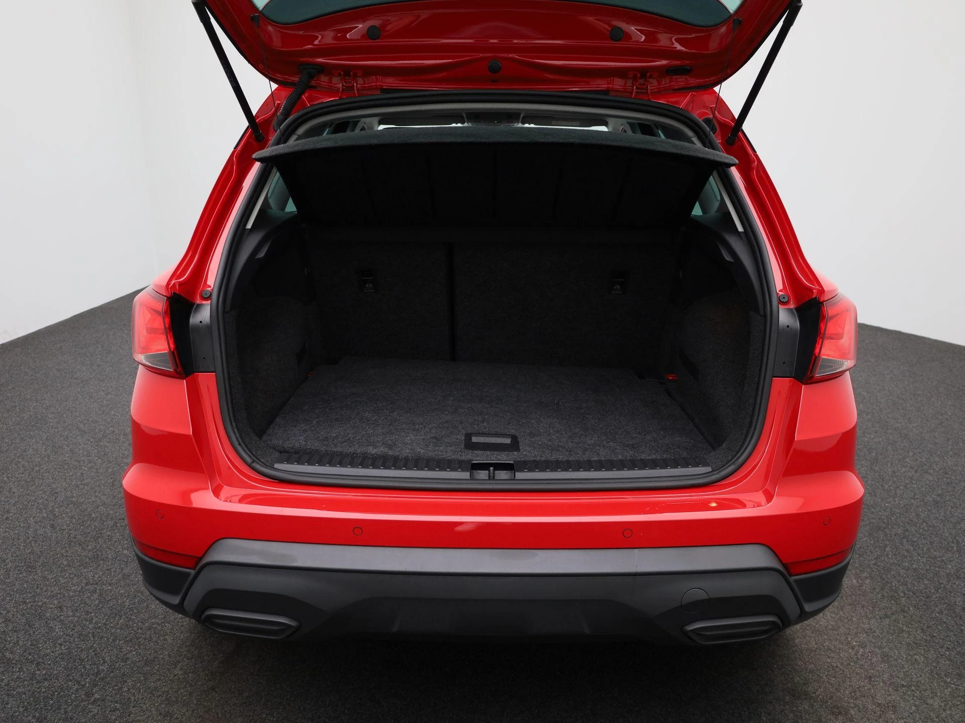 SEAT-Arona-image-12