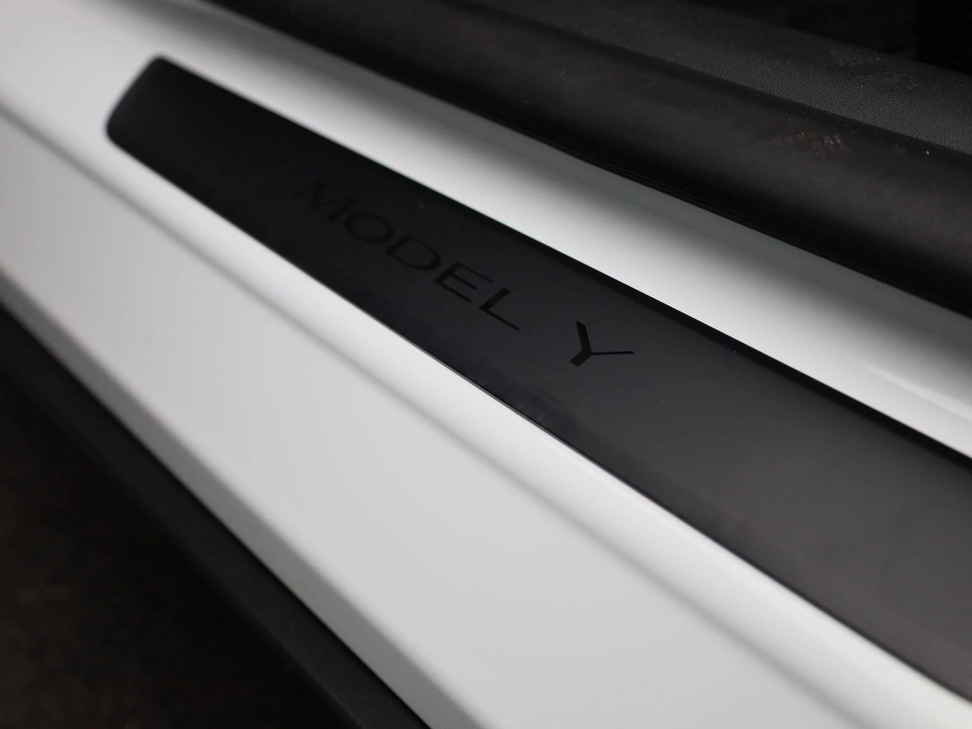 Tesla-Model Y-image-36