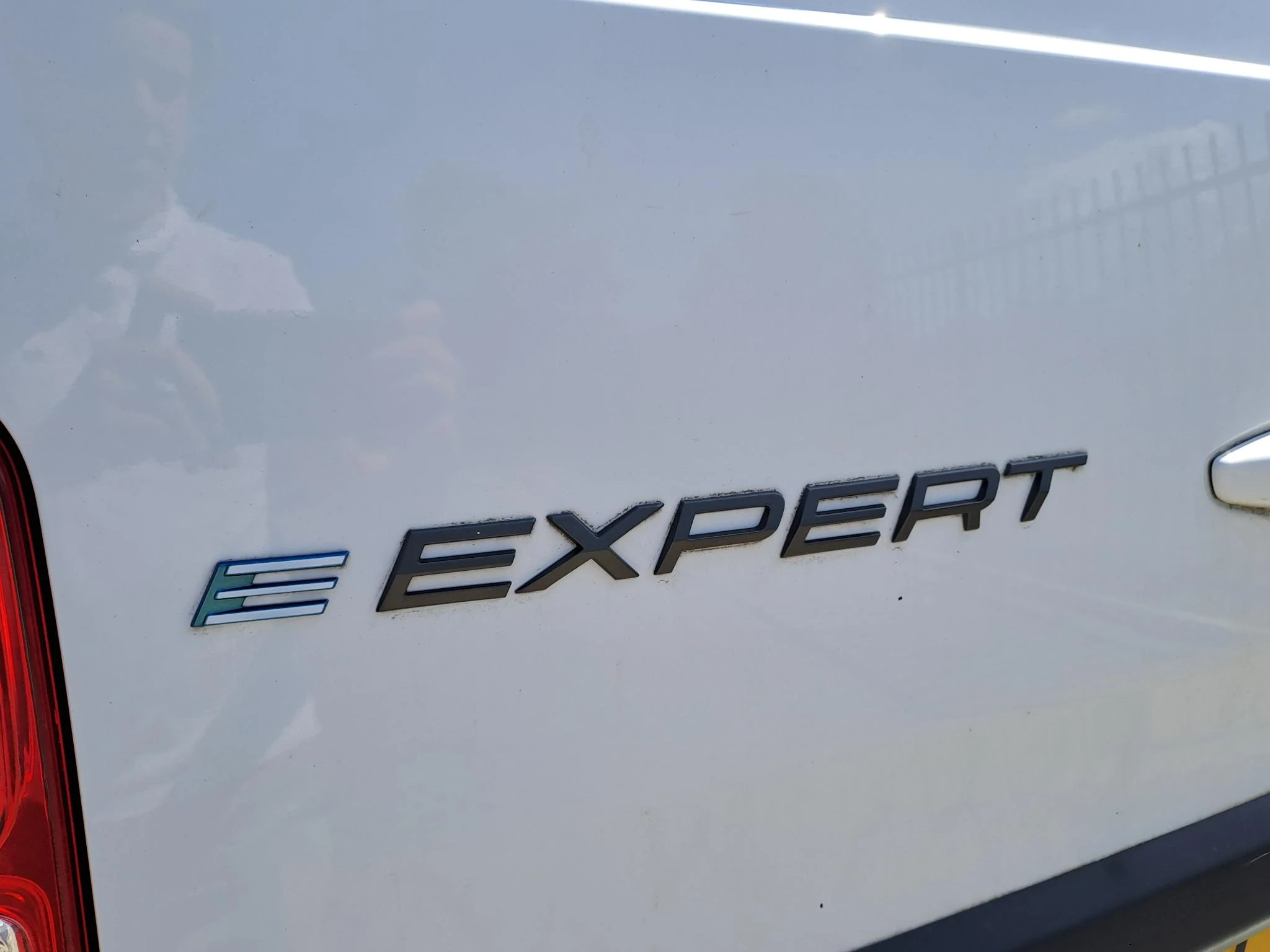 Peugeot-e-Expert-image-4