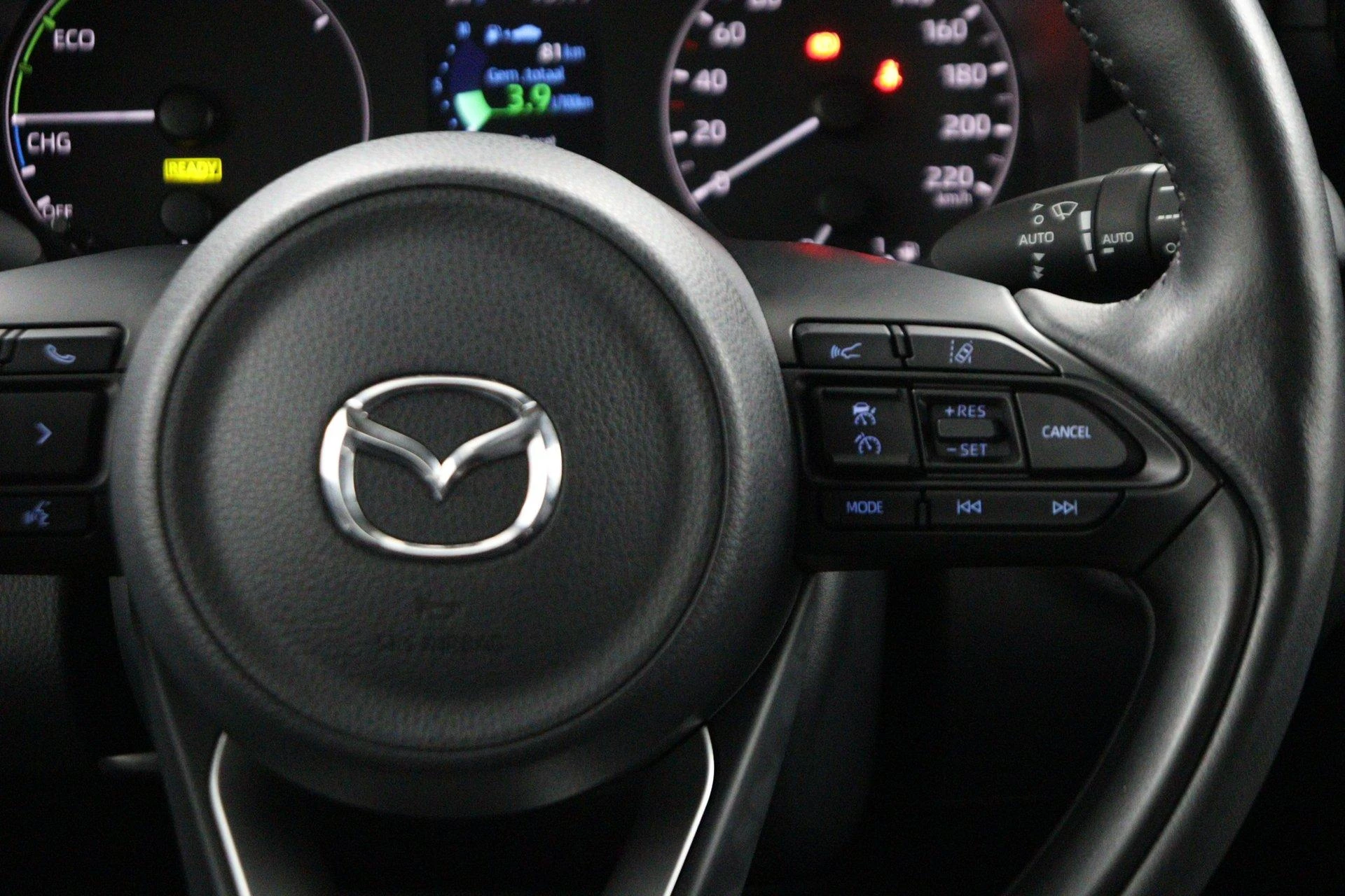 Mazda-2 Hybrid-image-16