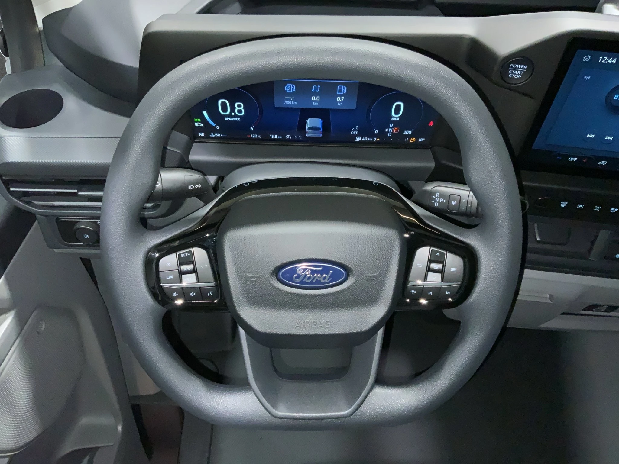 Ford-Transit Custom-image-11