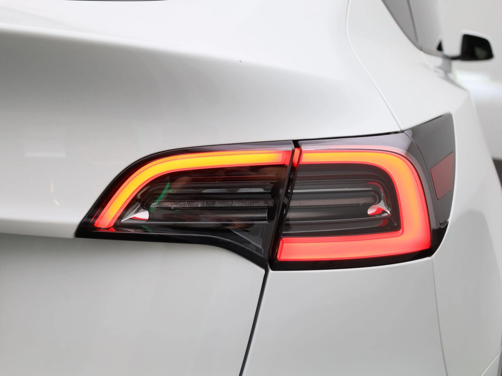 Tesla-Model Y-image-31