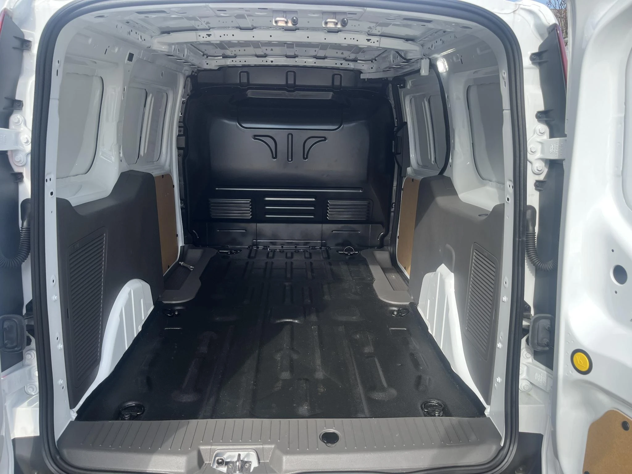 Ford-Transit Connect-image-11