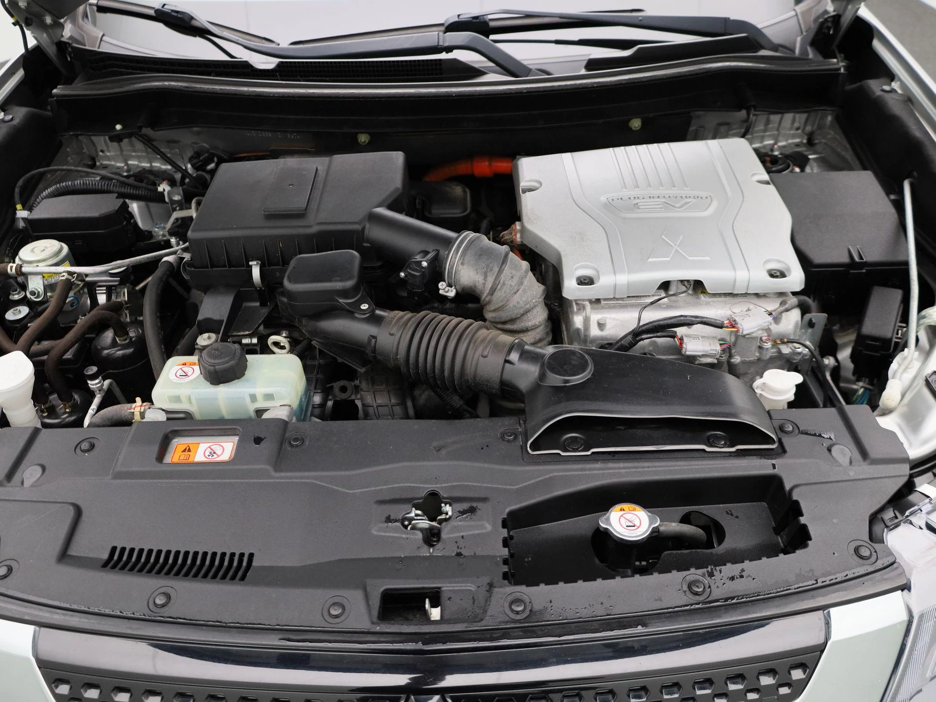 Mitsubishi-Outlander-image-26