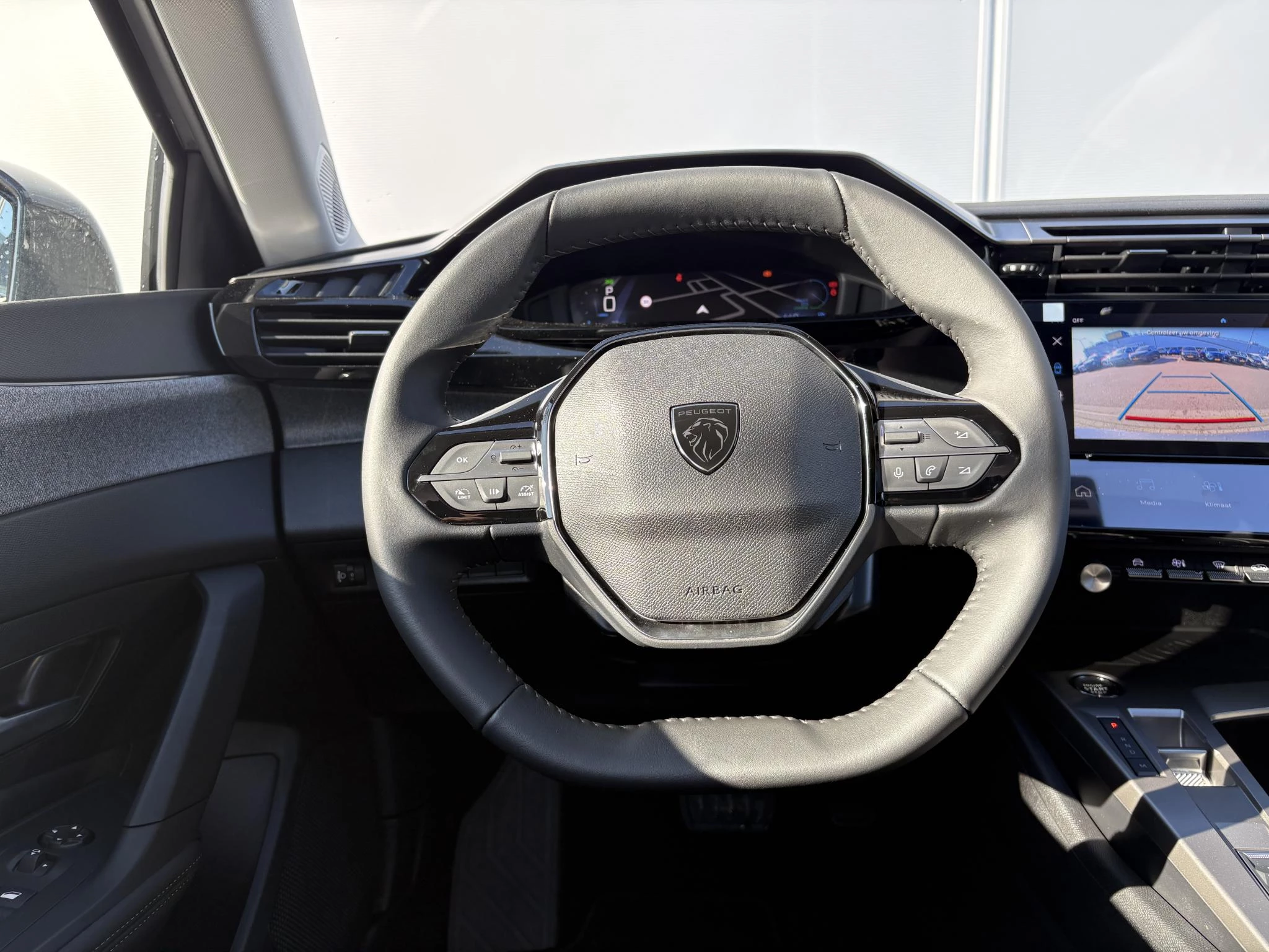 Peugeot-308-image-11